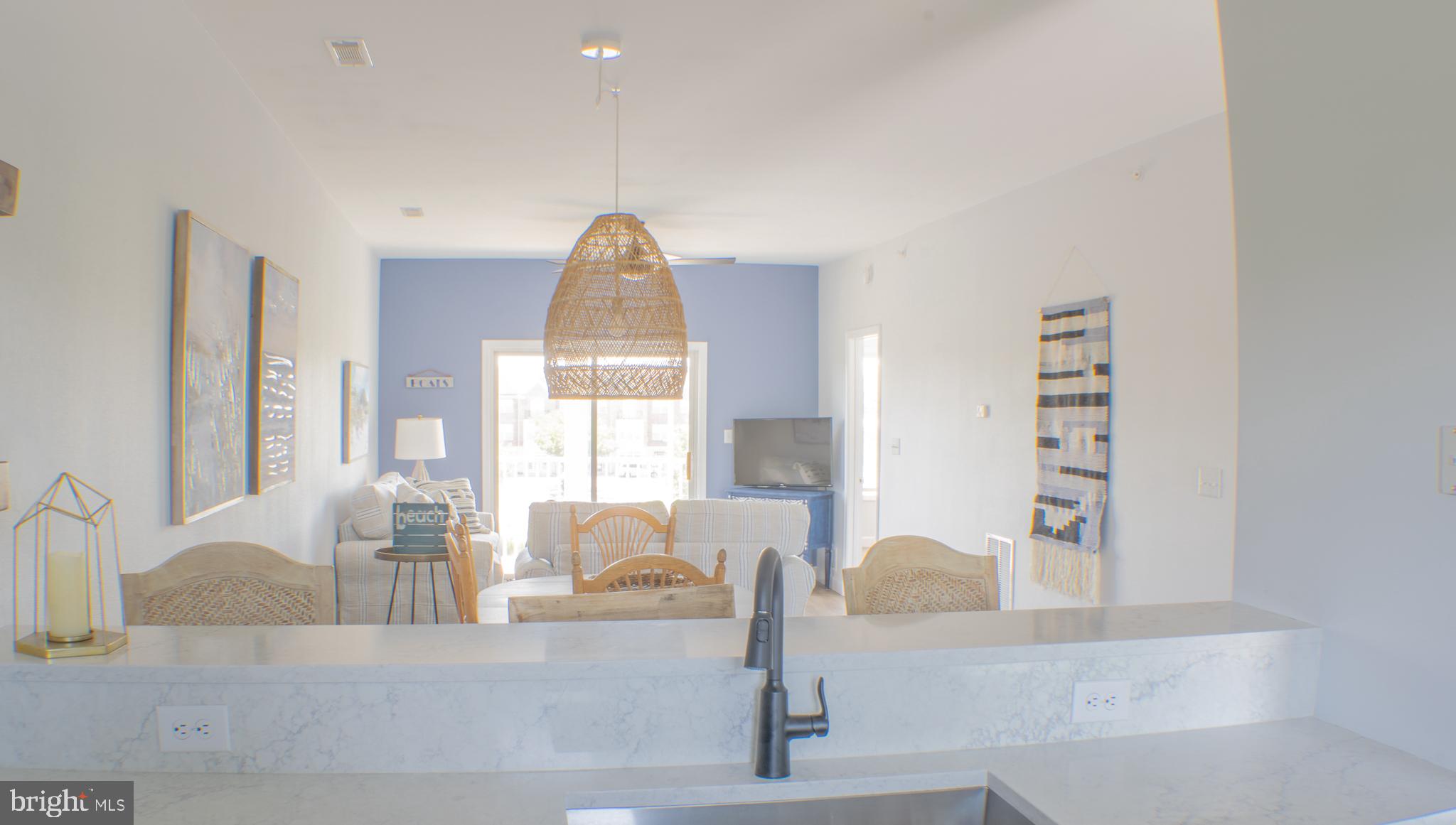 33130 N VILLAGE LOOP 3-303