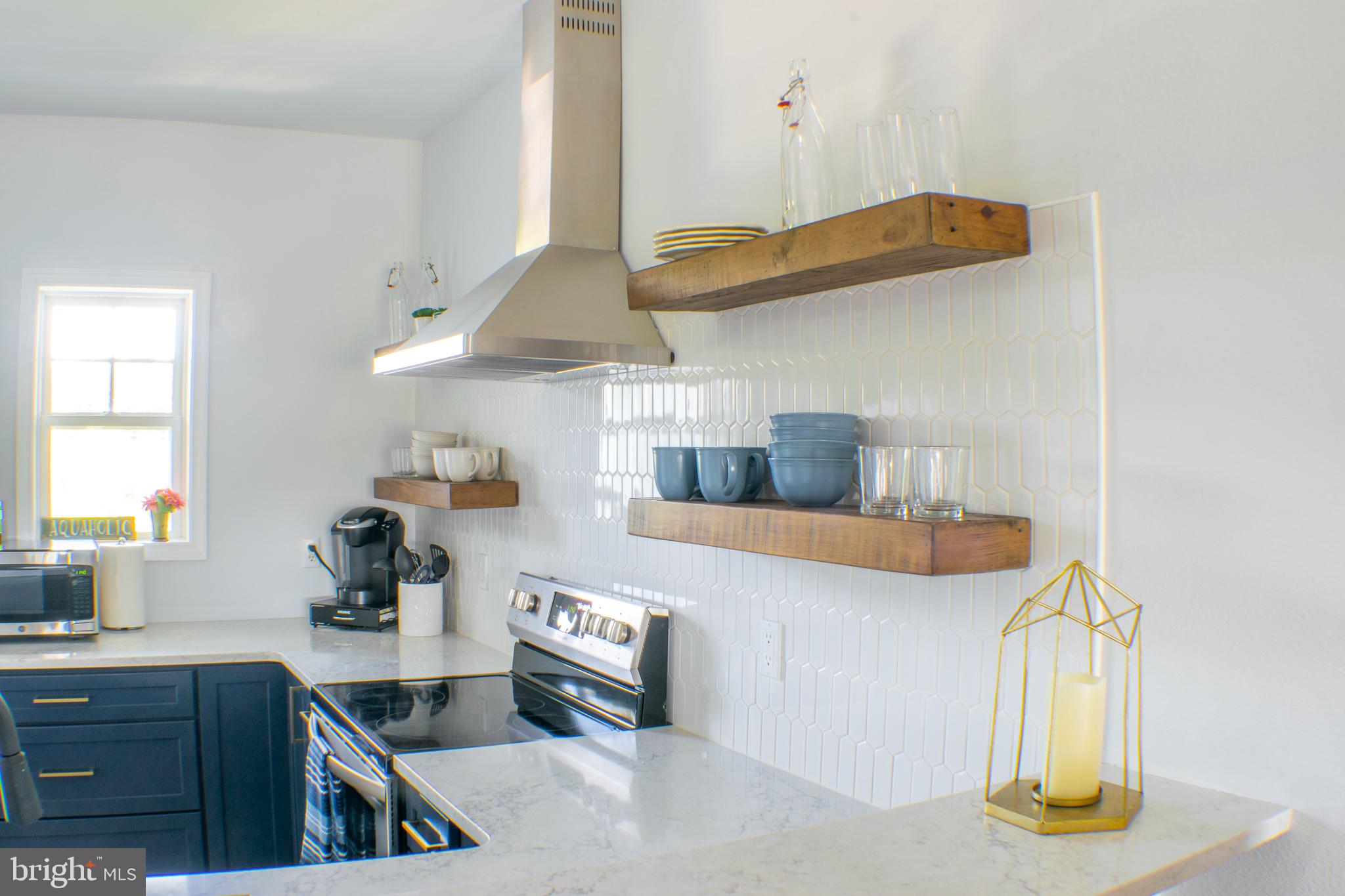 33130 N VILLAGE LOOP 3-303
