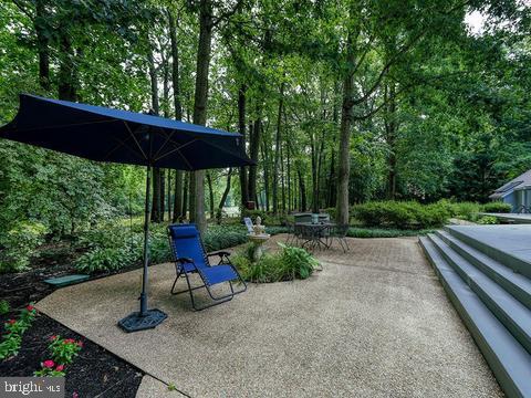 206 HERONWOOD LANE