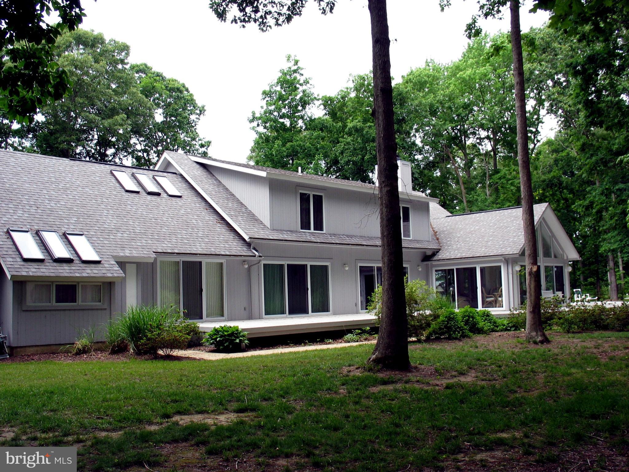 206 HERONWOOD LANE