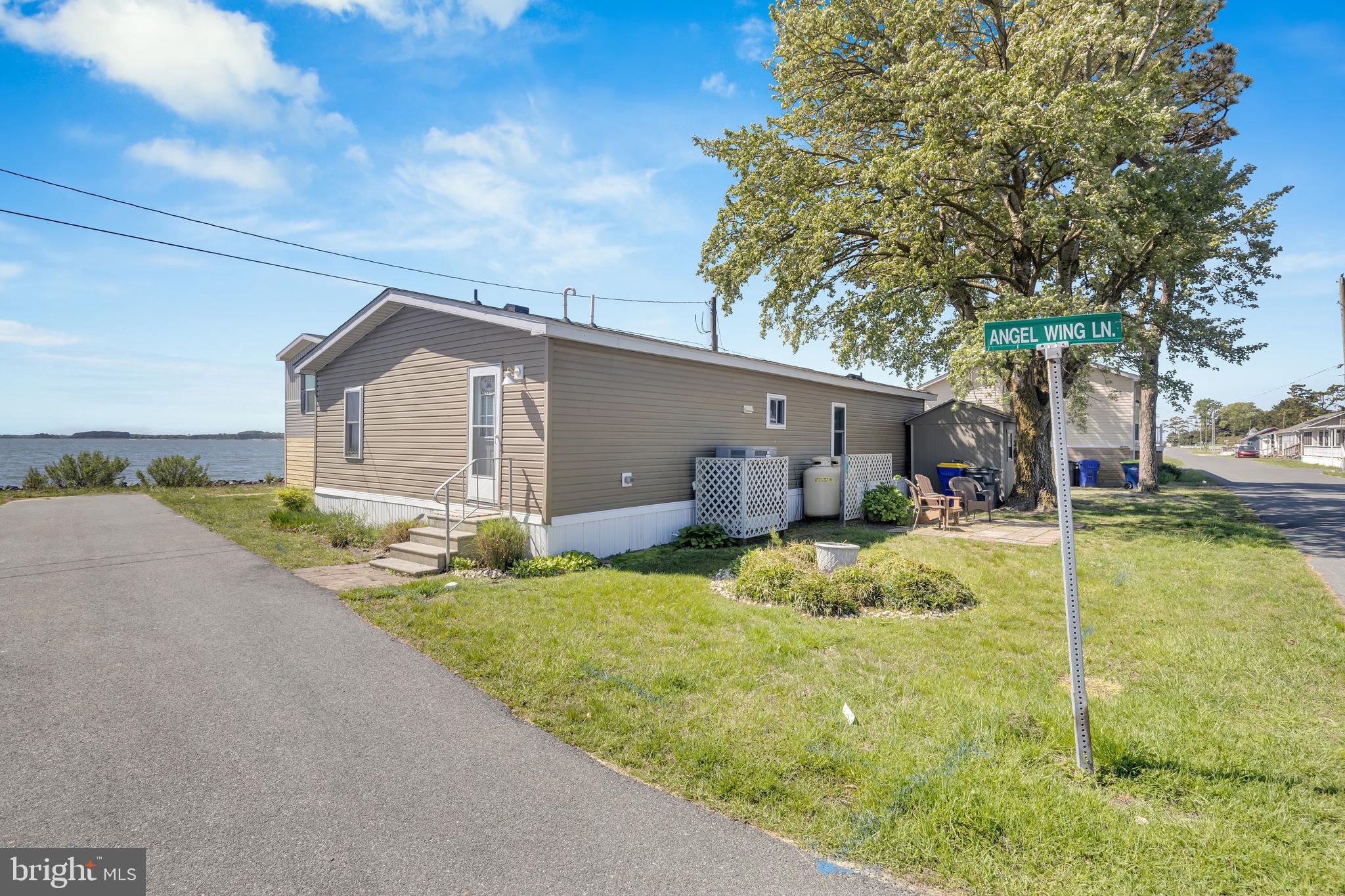 27174 ANGEL WING LANE 5865
