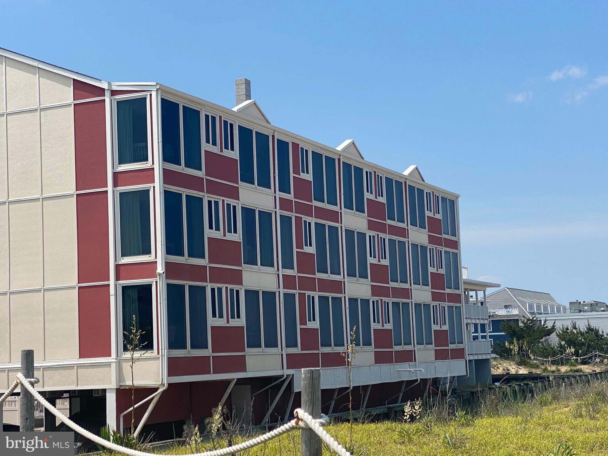 1 READ AVENUE 303D