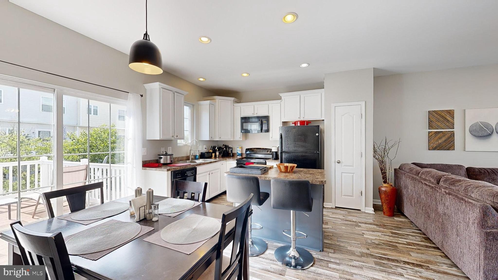 20643 E ALBERMARLE