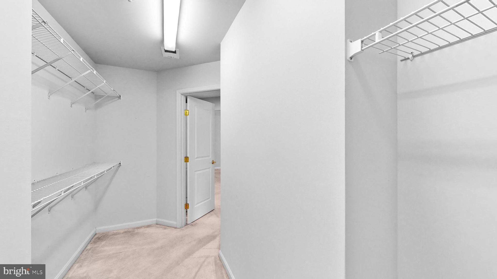 33114 AMBLING WAY 60