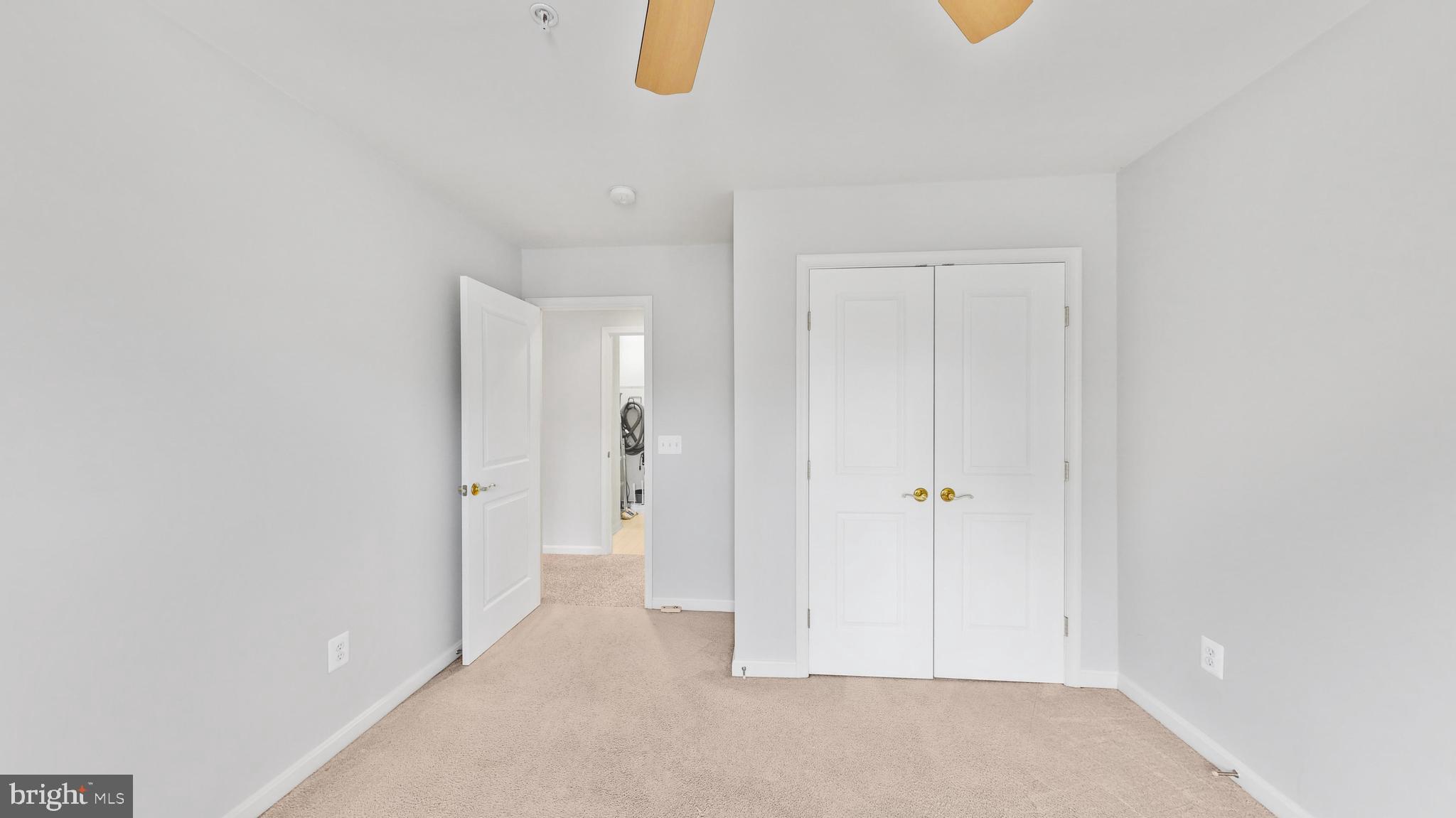 33114 AMBLING WAY 60