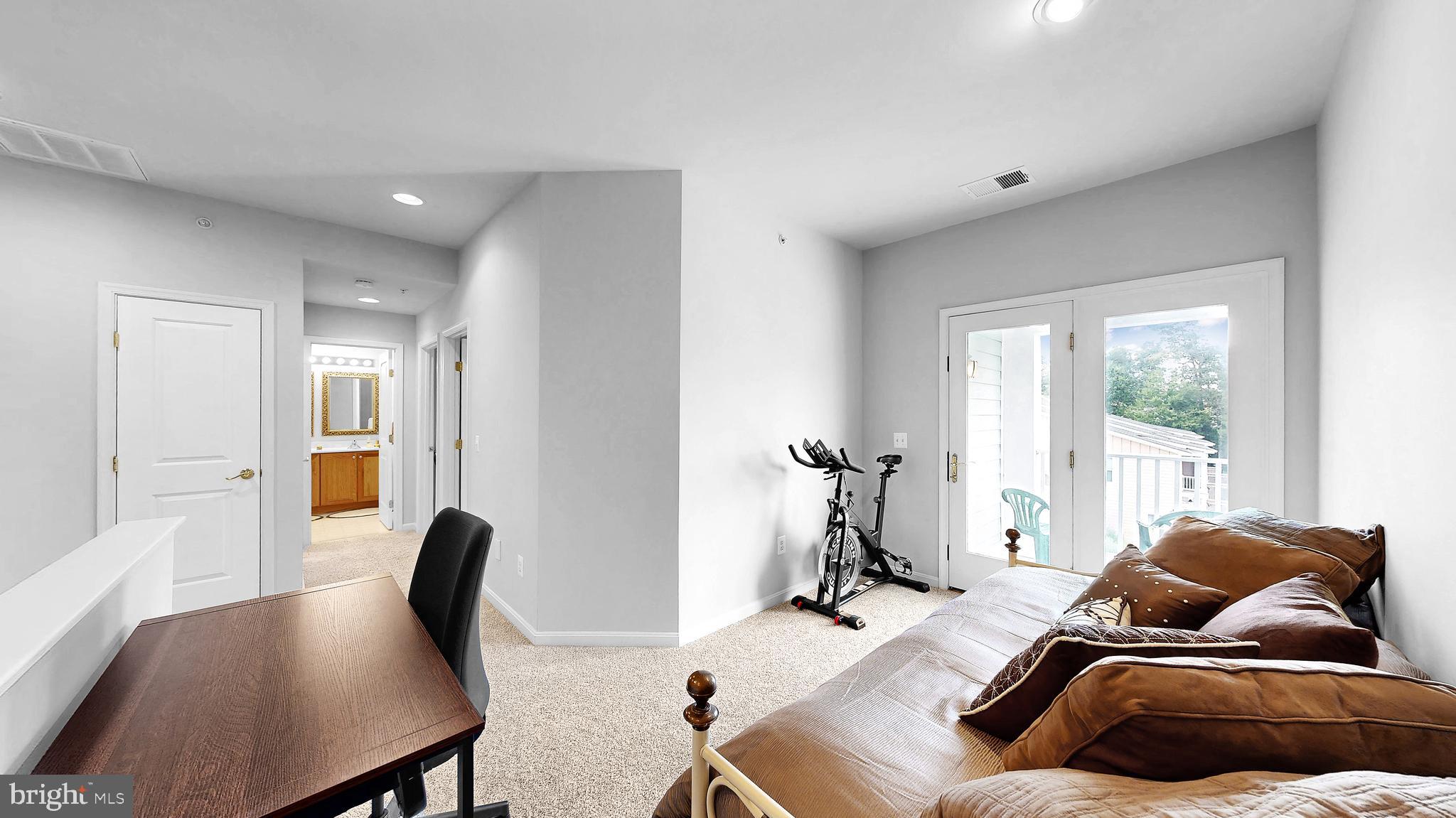 33114 AMBLING WAY 60