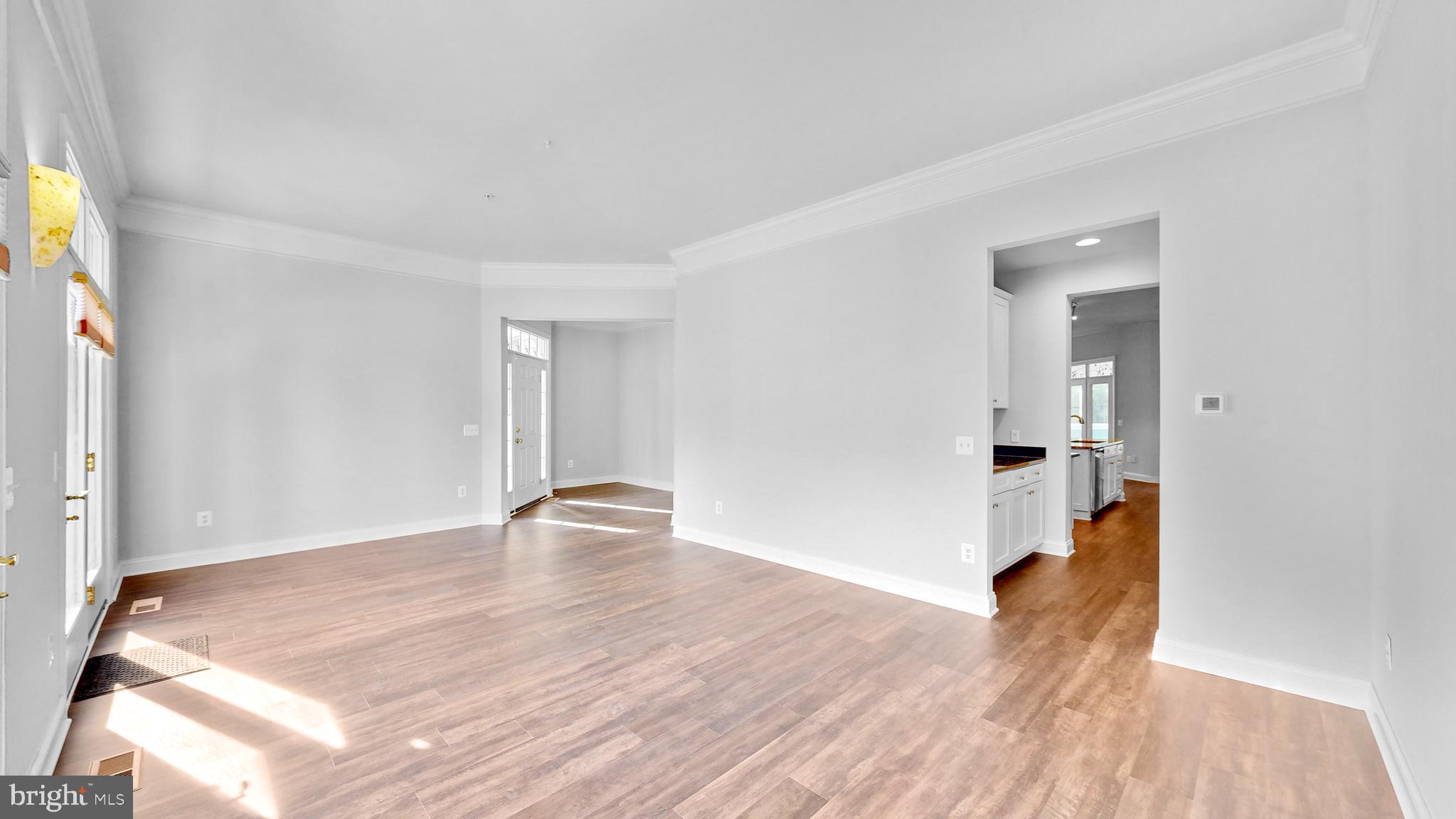 33114 AMBLING WAY 60