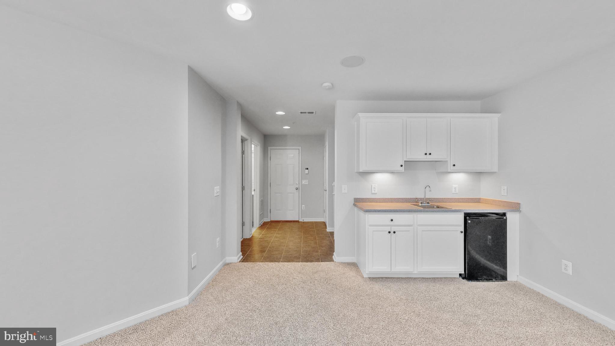 33114 AMBLING WAY 60