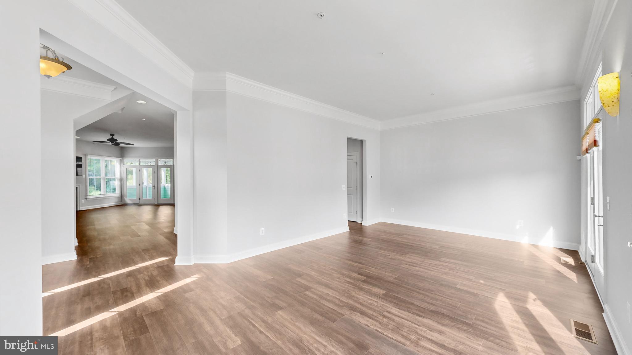 33114 AMBLING WAY 60