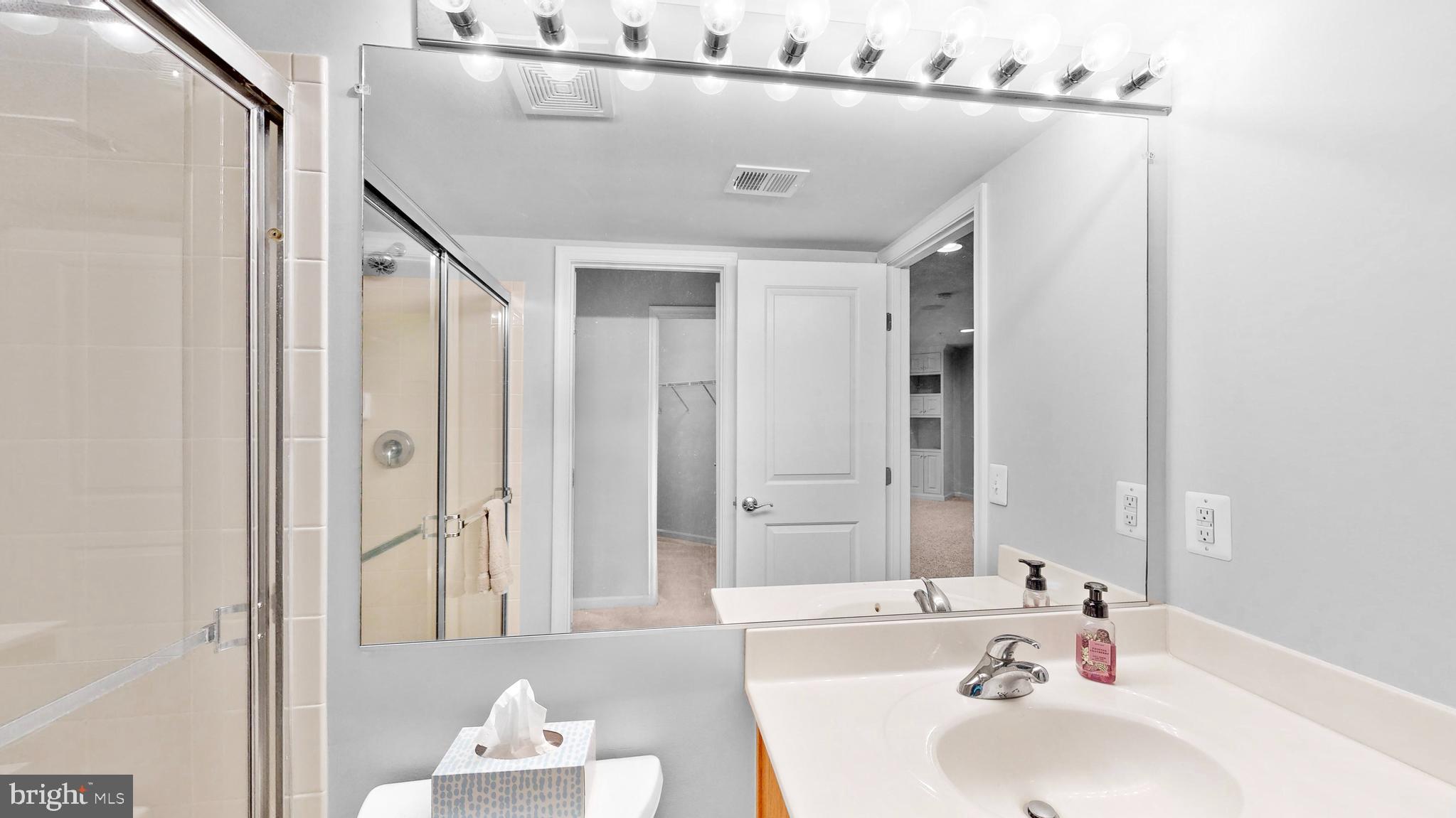 33114 AMBLING WAY 60