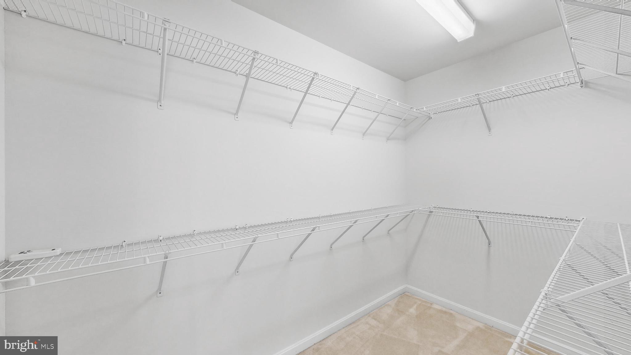 33114 AMBLING WAY 60