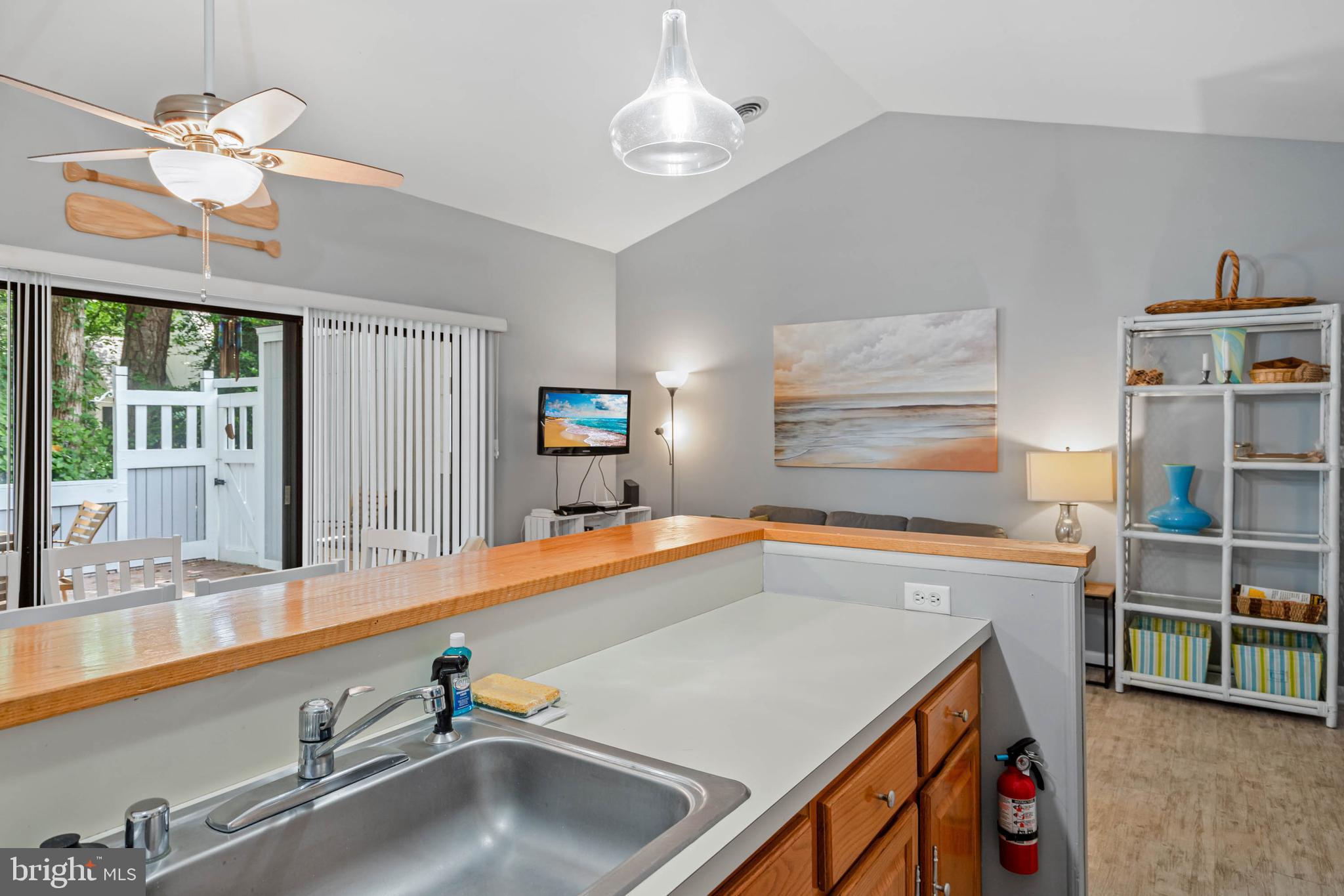 39452 WOODLAND COURT 6801
