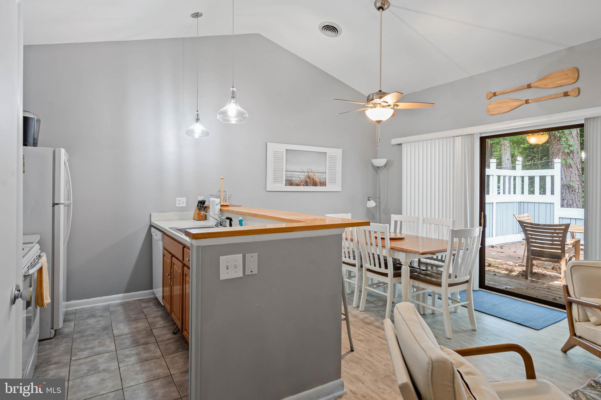 39452 WOODLAND COURT 6801