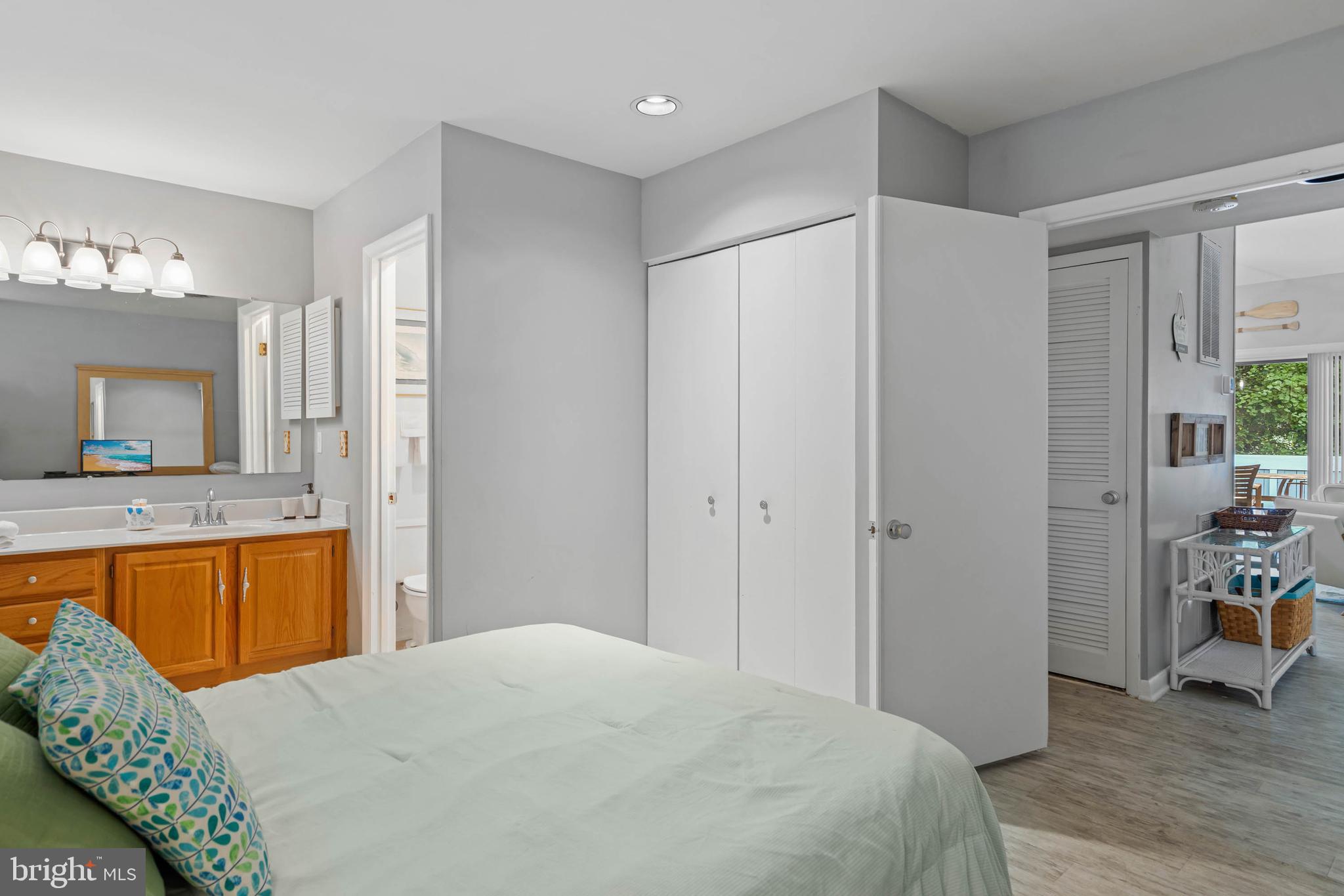 39452 WOODLAND COURT 6801