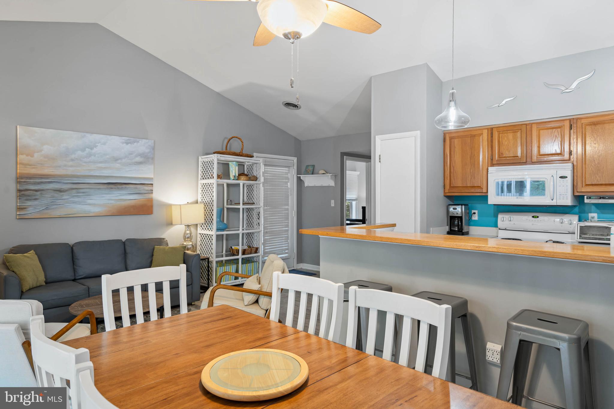 39452 WOODLAND COURT 6801