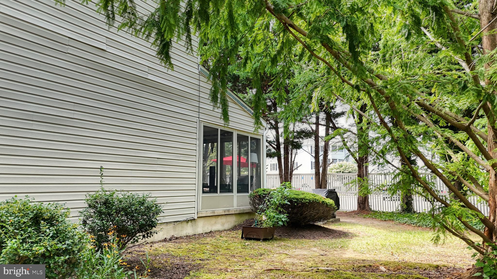 37253 MARTIN STREET 12