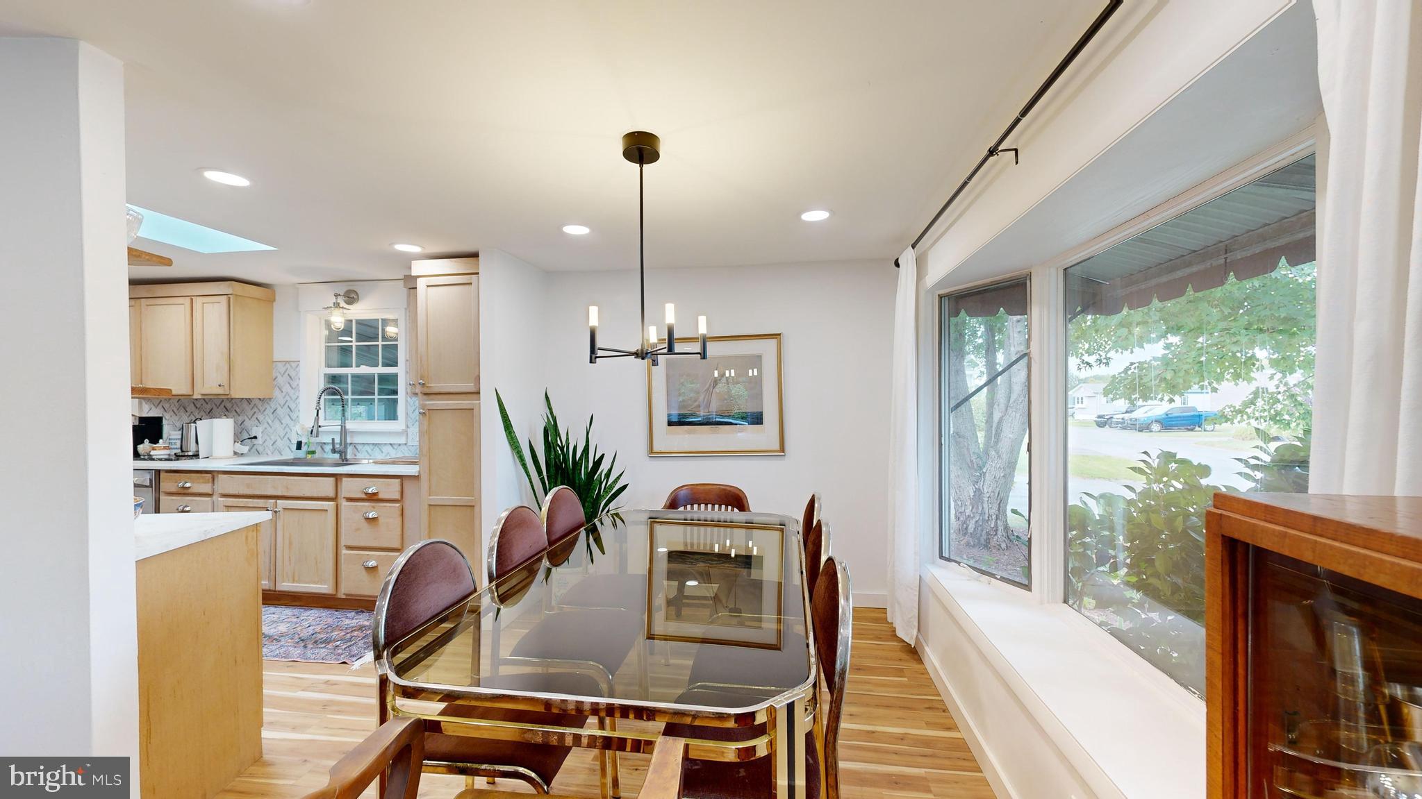 21 COLONIAL LANE