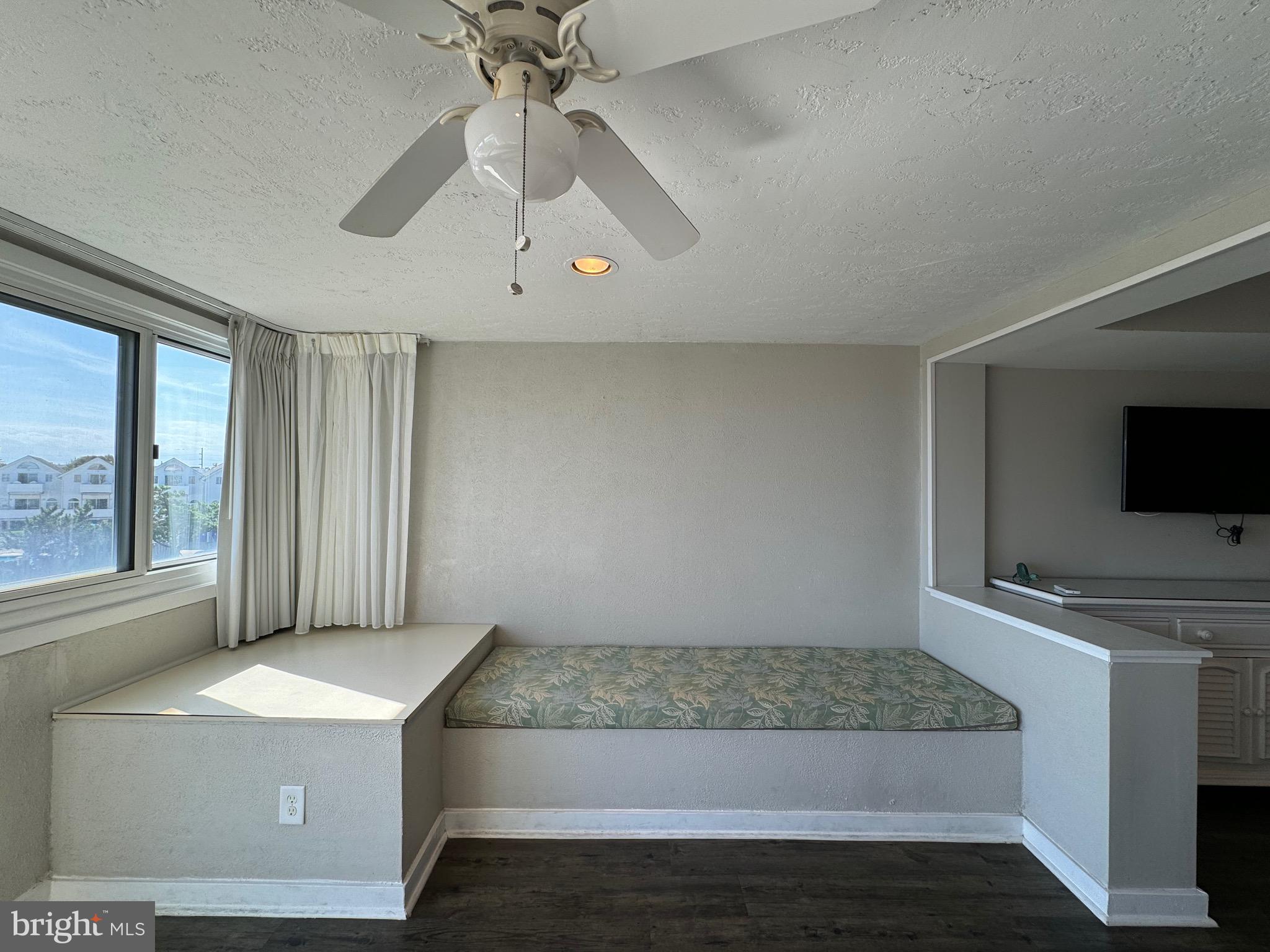 1 READ AVENUE 209C