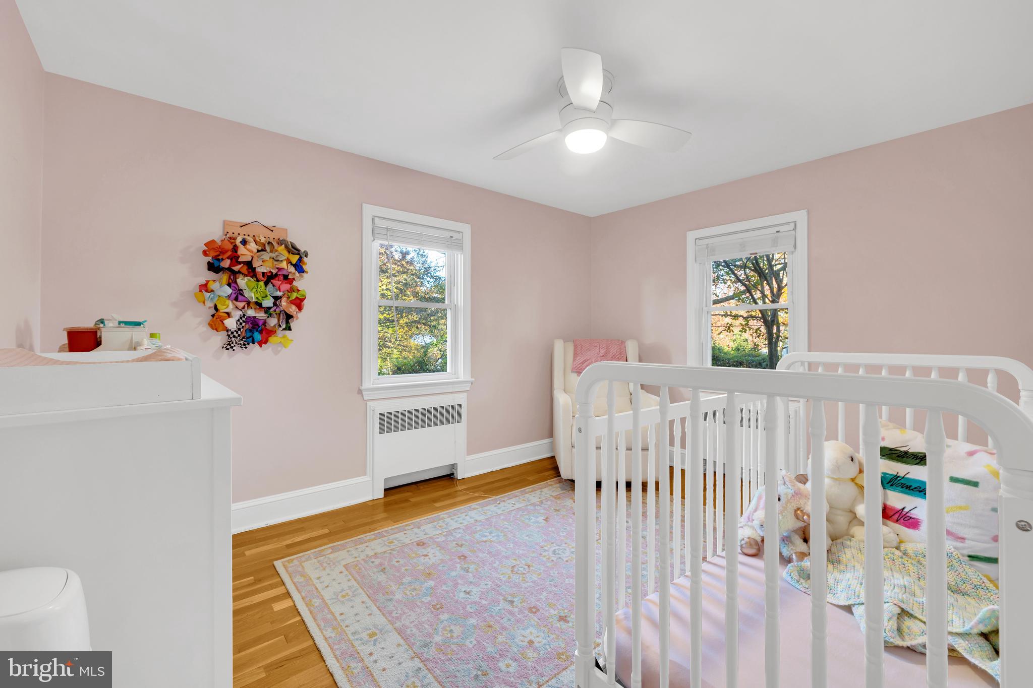 211/213 W LAUREL STREET