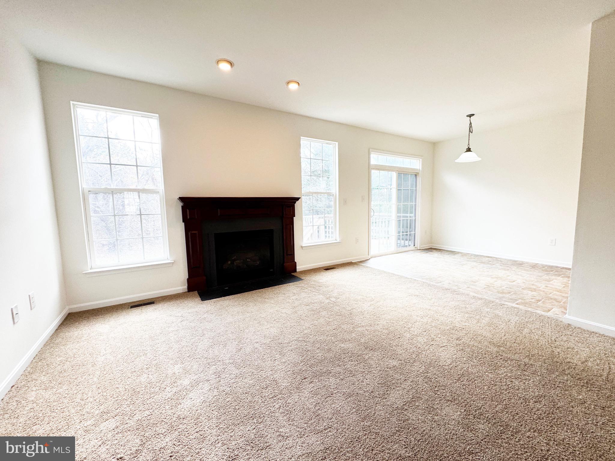 21 E BULLRUSH DRIVE
