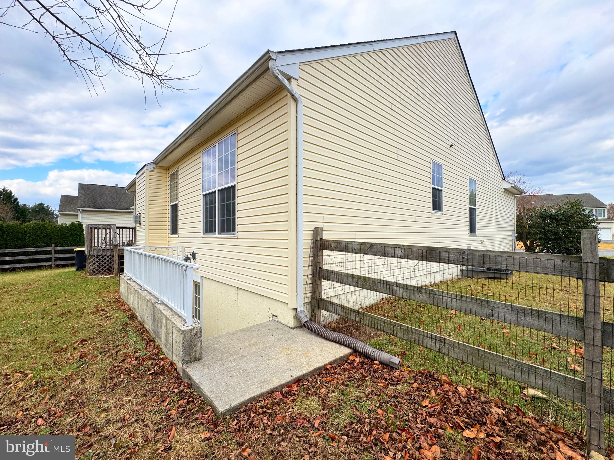 21 E BULLRUSH DRIVE