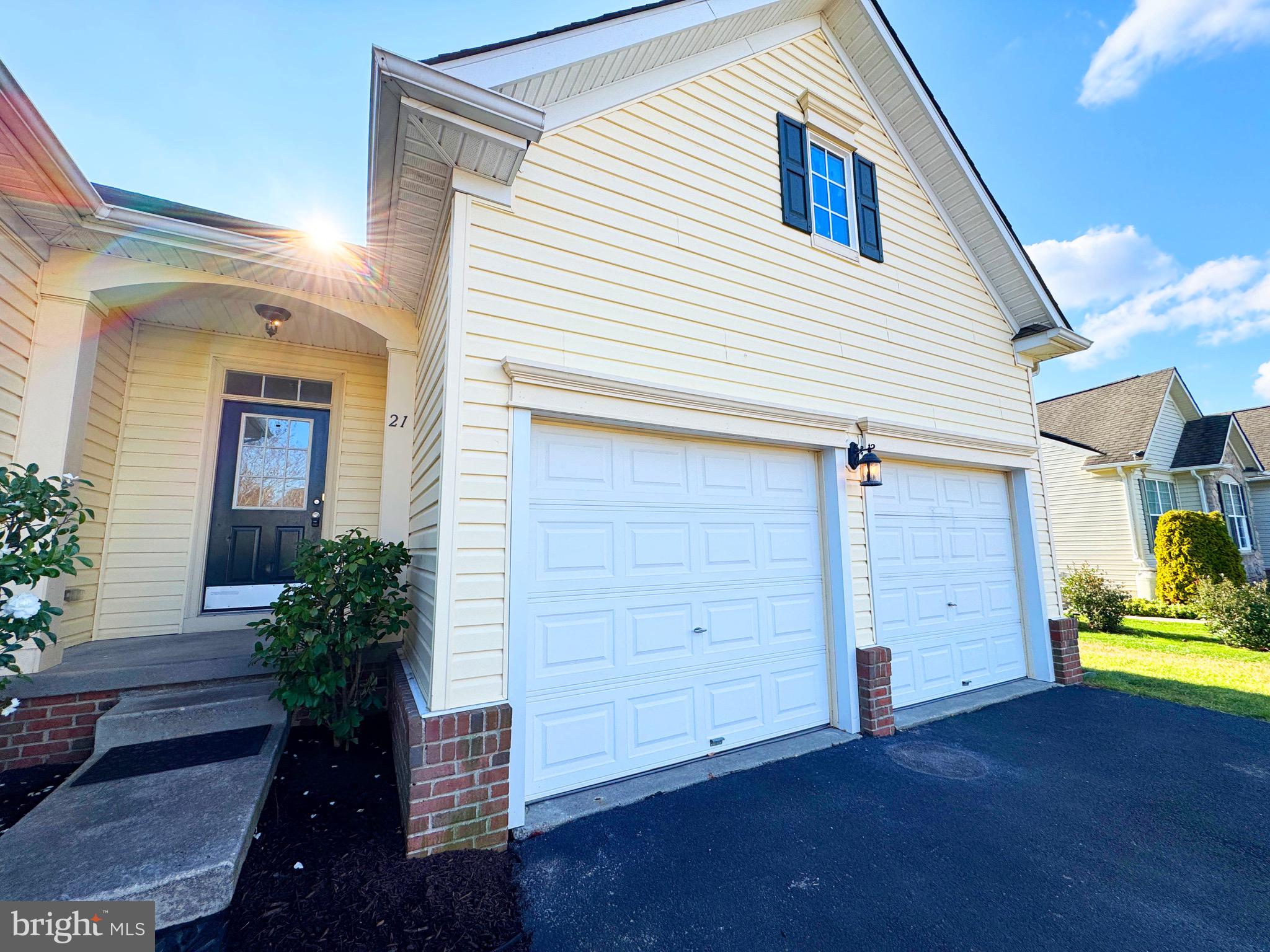 21 E BULLRUSH DRIVE