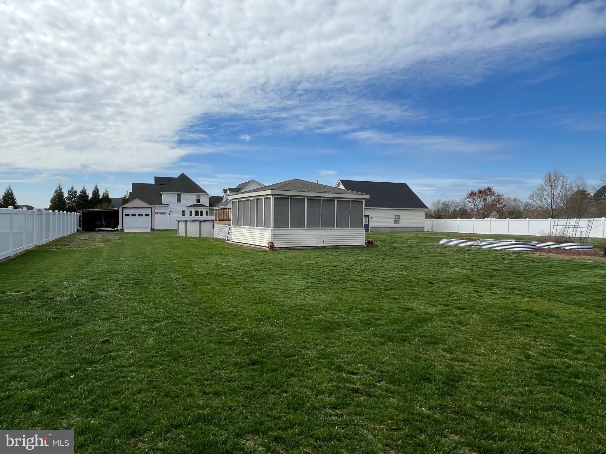 36744 ROBIN HOOD ROAD