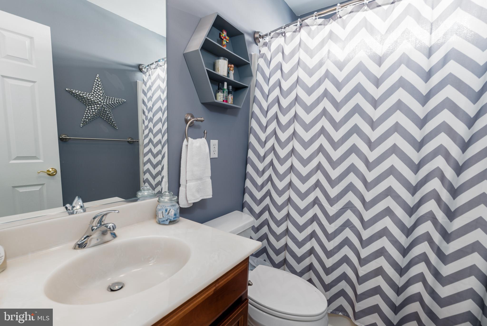 37043 TEAL COURT