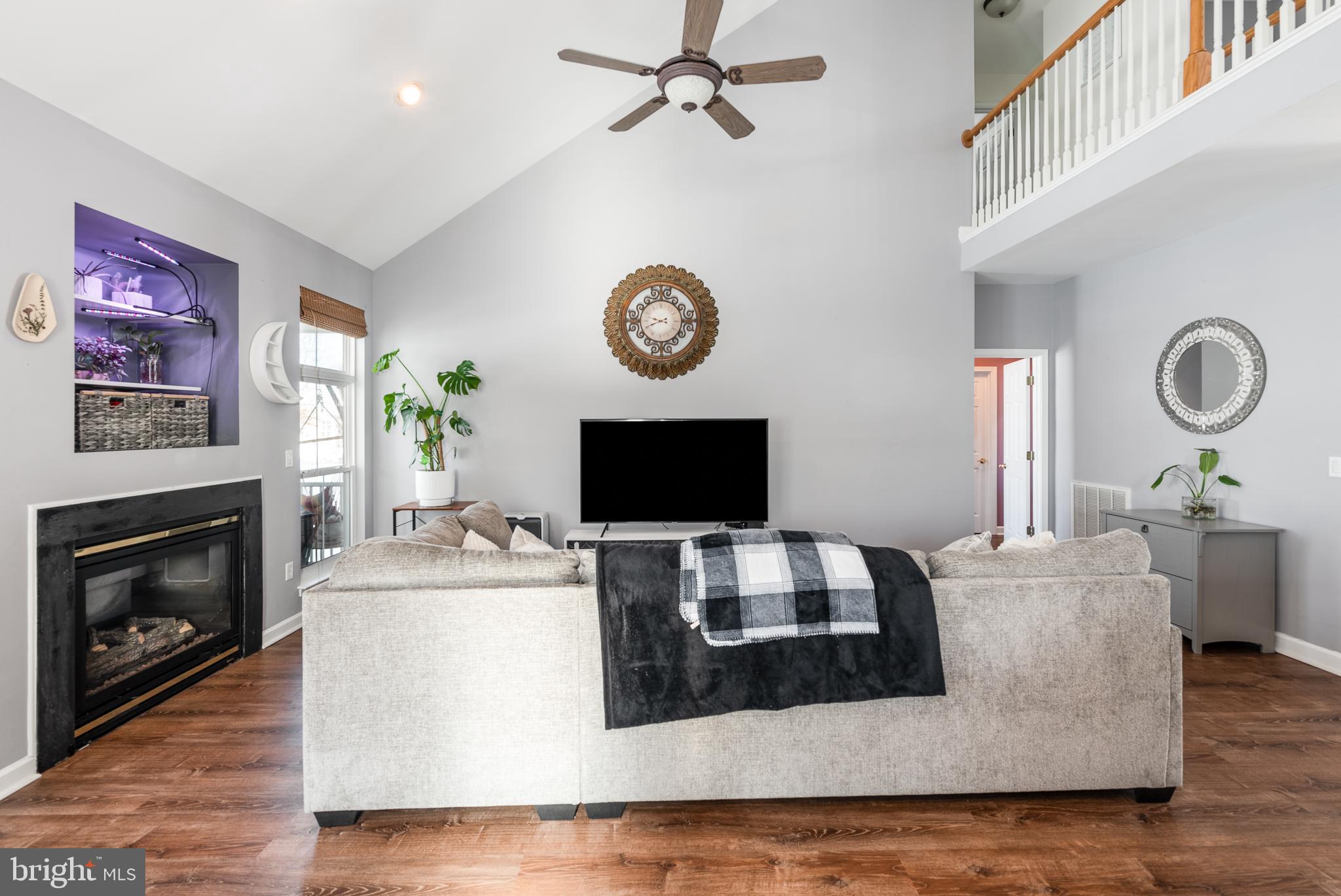 37043 TEAL COURT
