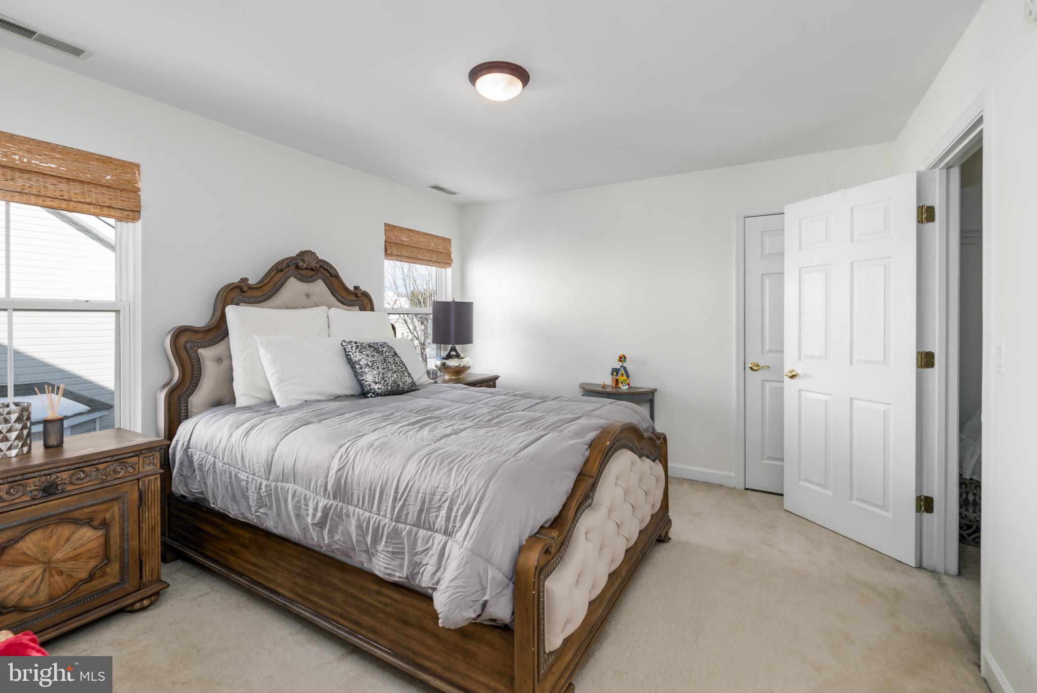 37043 TEAL COURT
