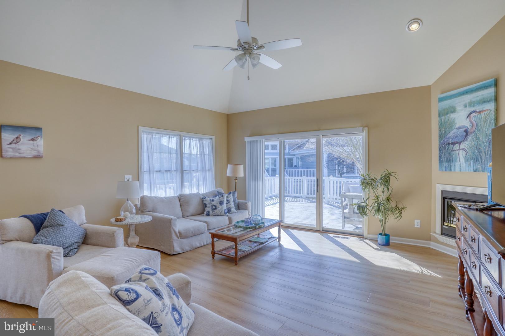 37329 LEE LANE C-4