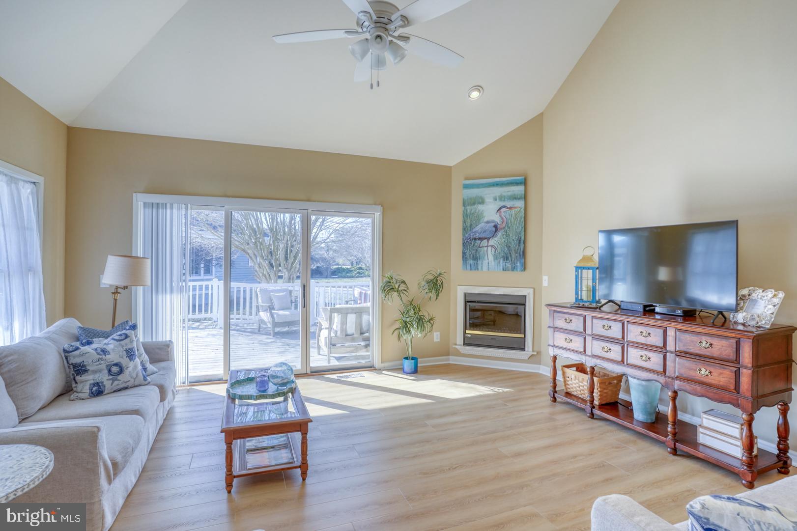 37329 LEE LANE C-4