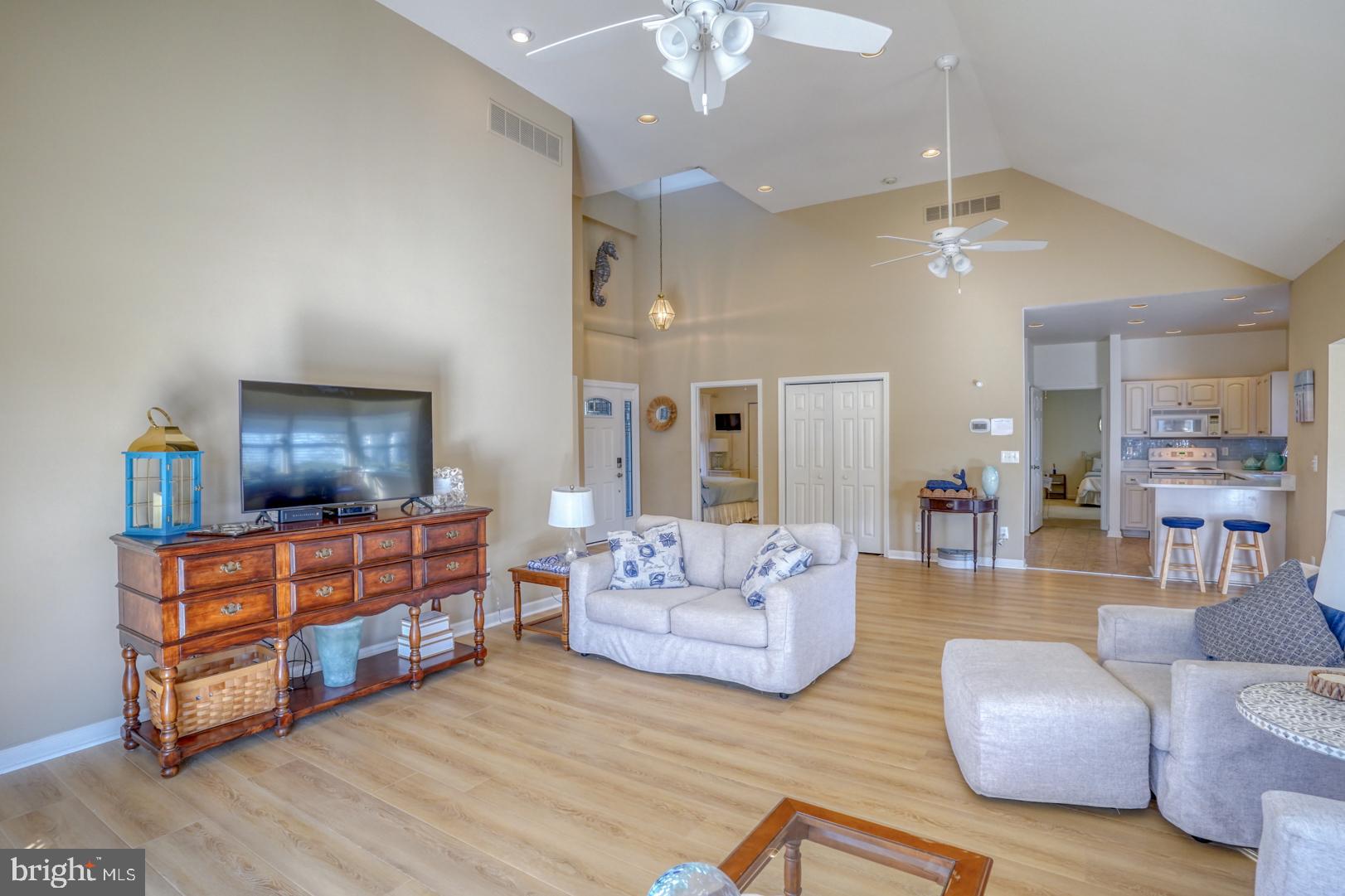 37329 LEE LANE C-4