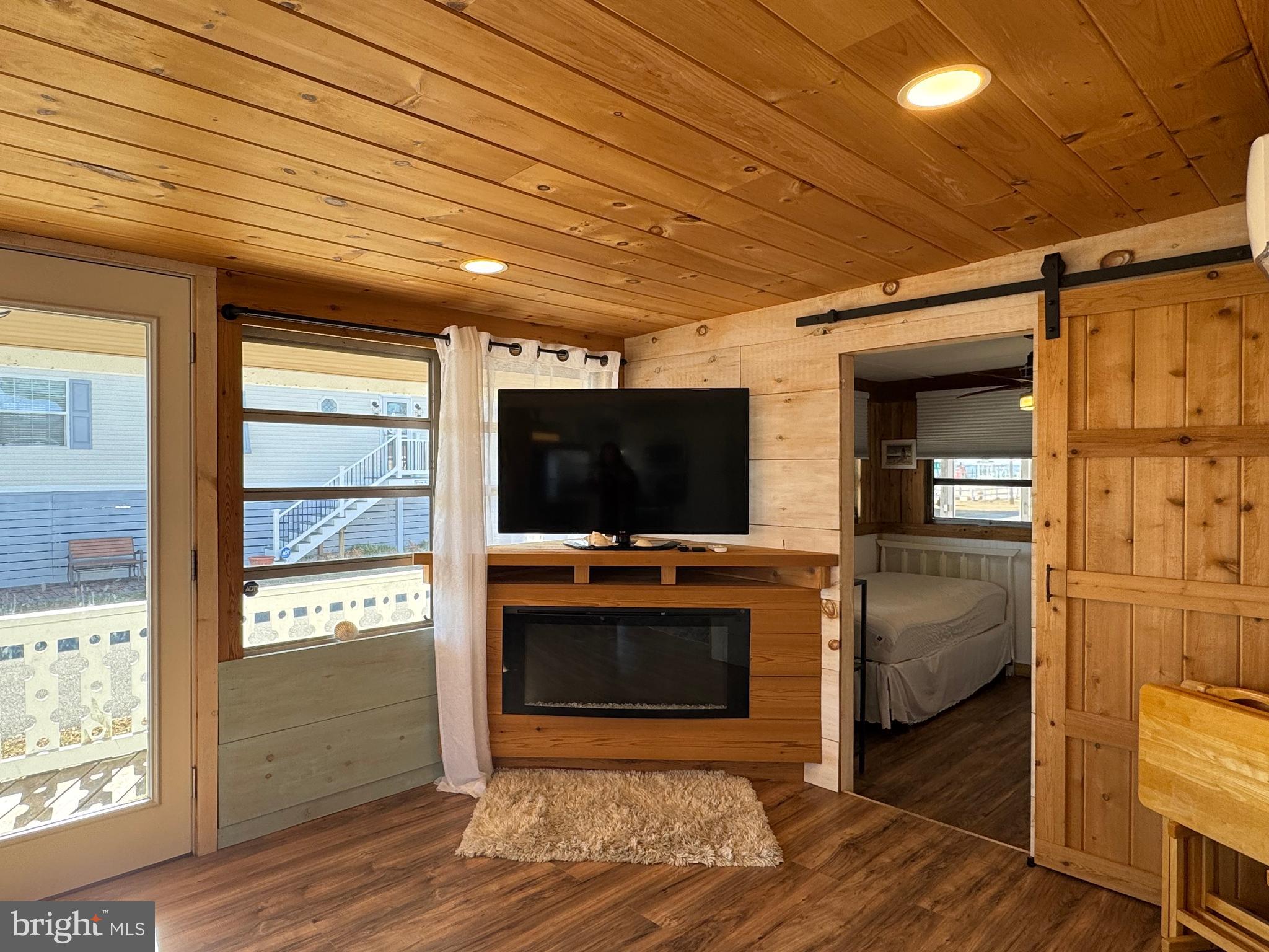 27543 WHELK LANE 9683