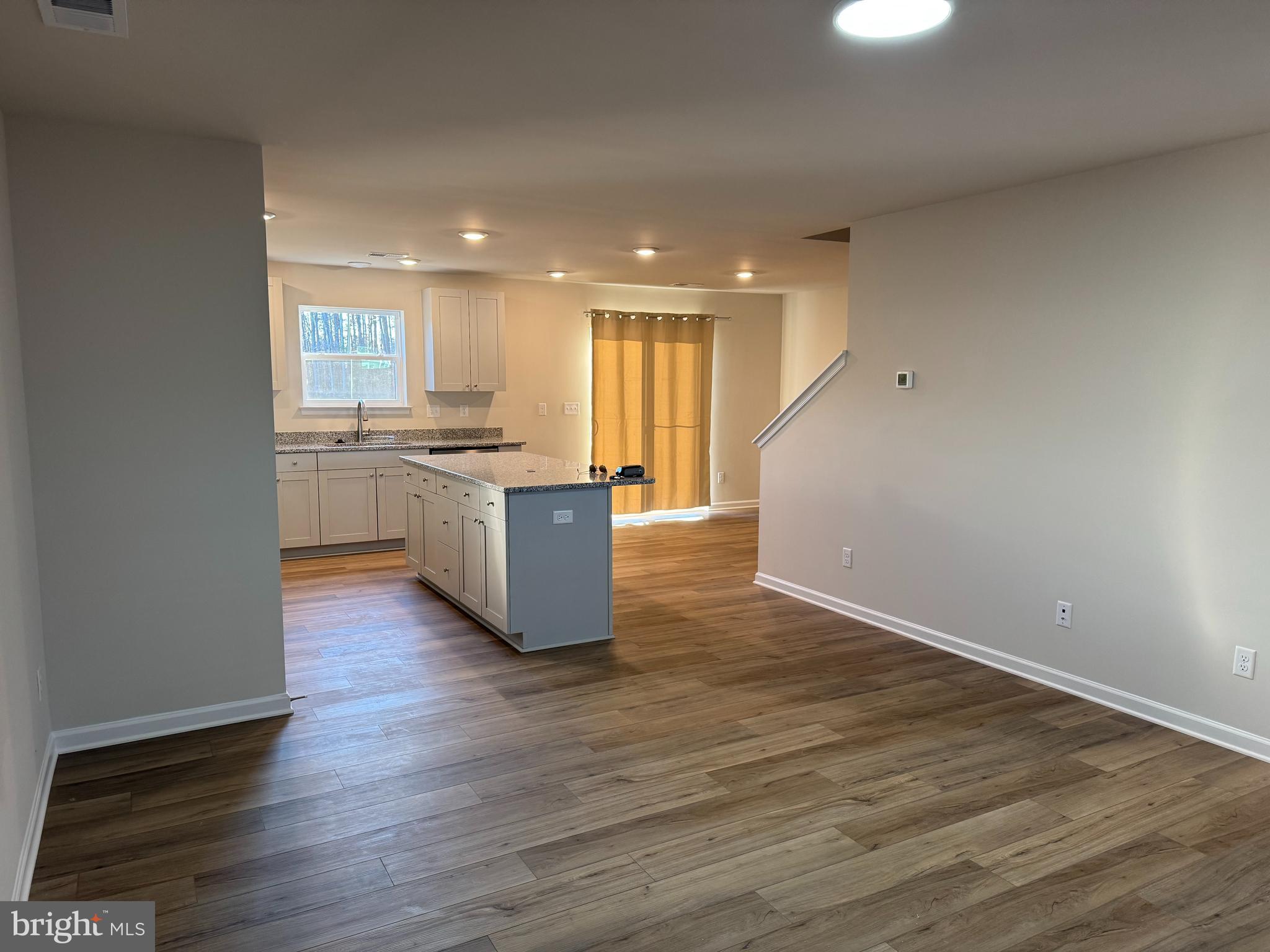 657 R WILSON LOOP