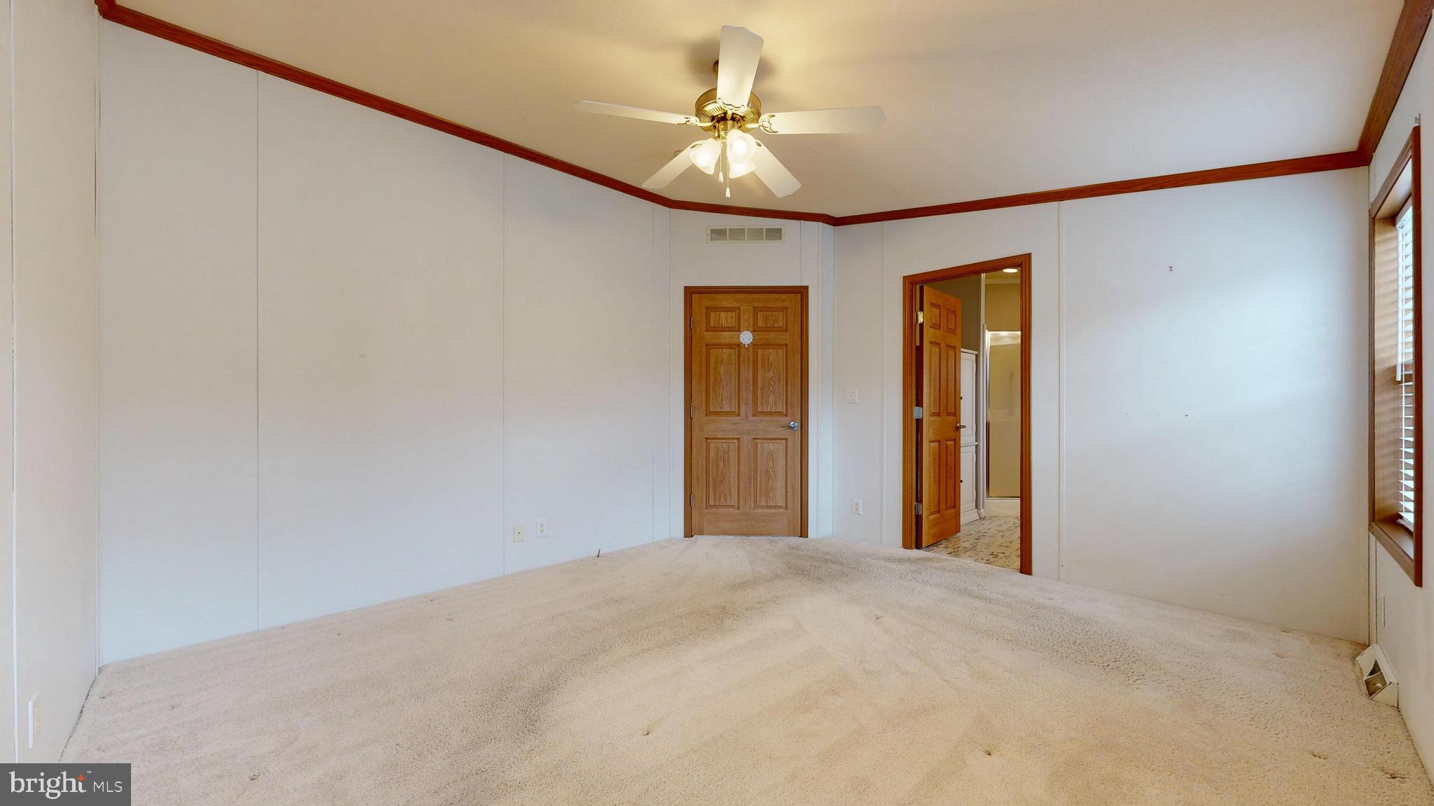 27113 CLIPPER ROAD 52505