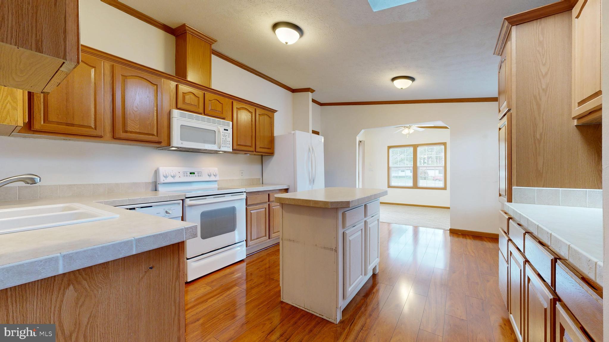 27113 CLIPPER ROAD 52505