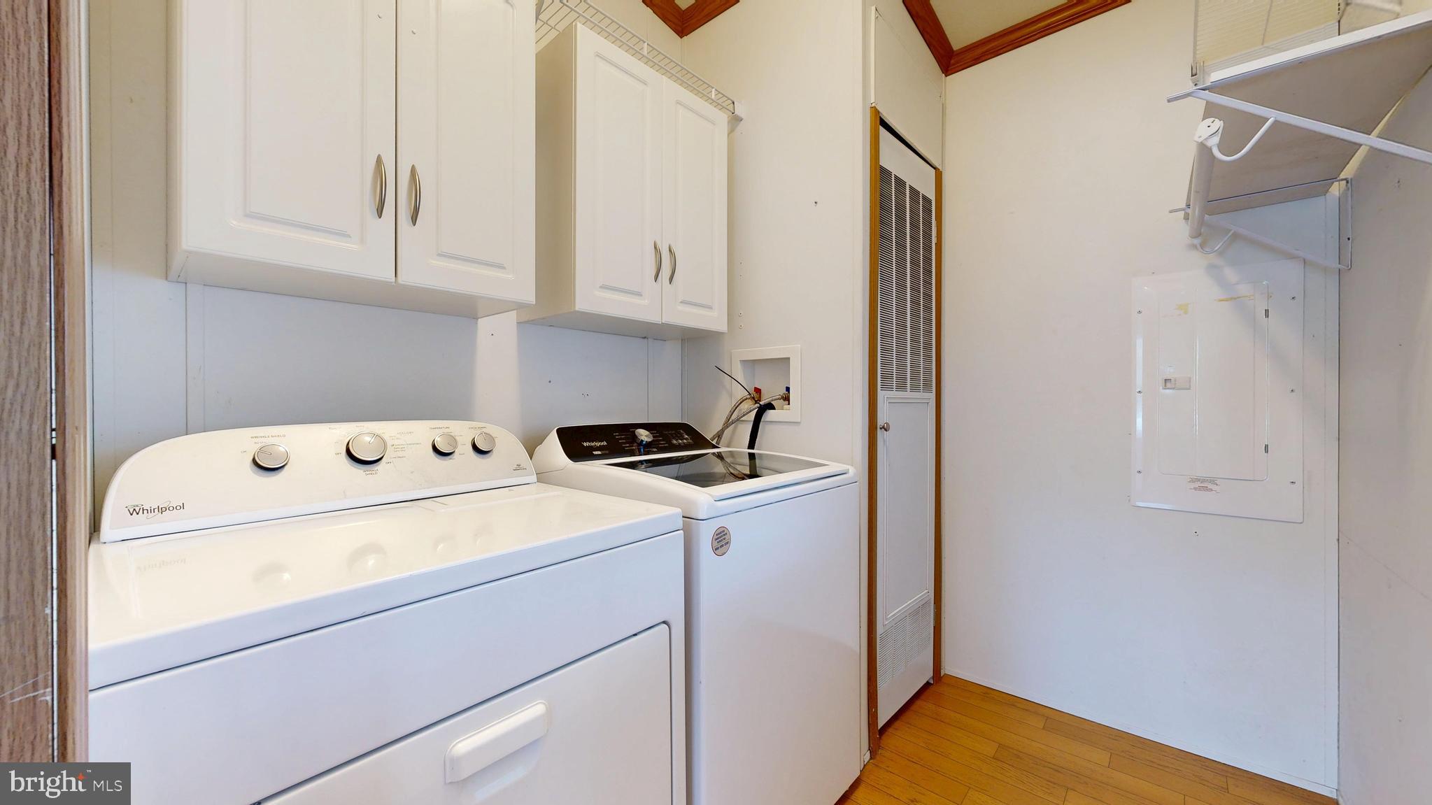 27113 CLIPPER ROAD 52505