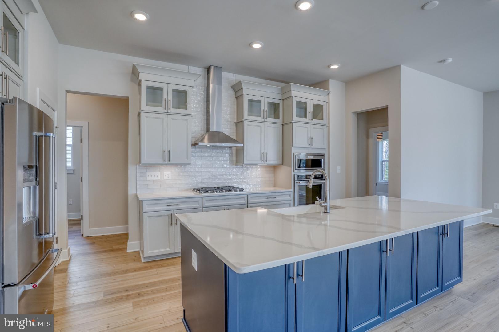 37018 RED CEDAR DRIVE