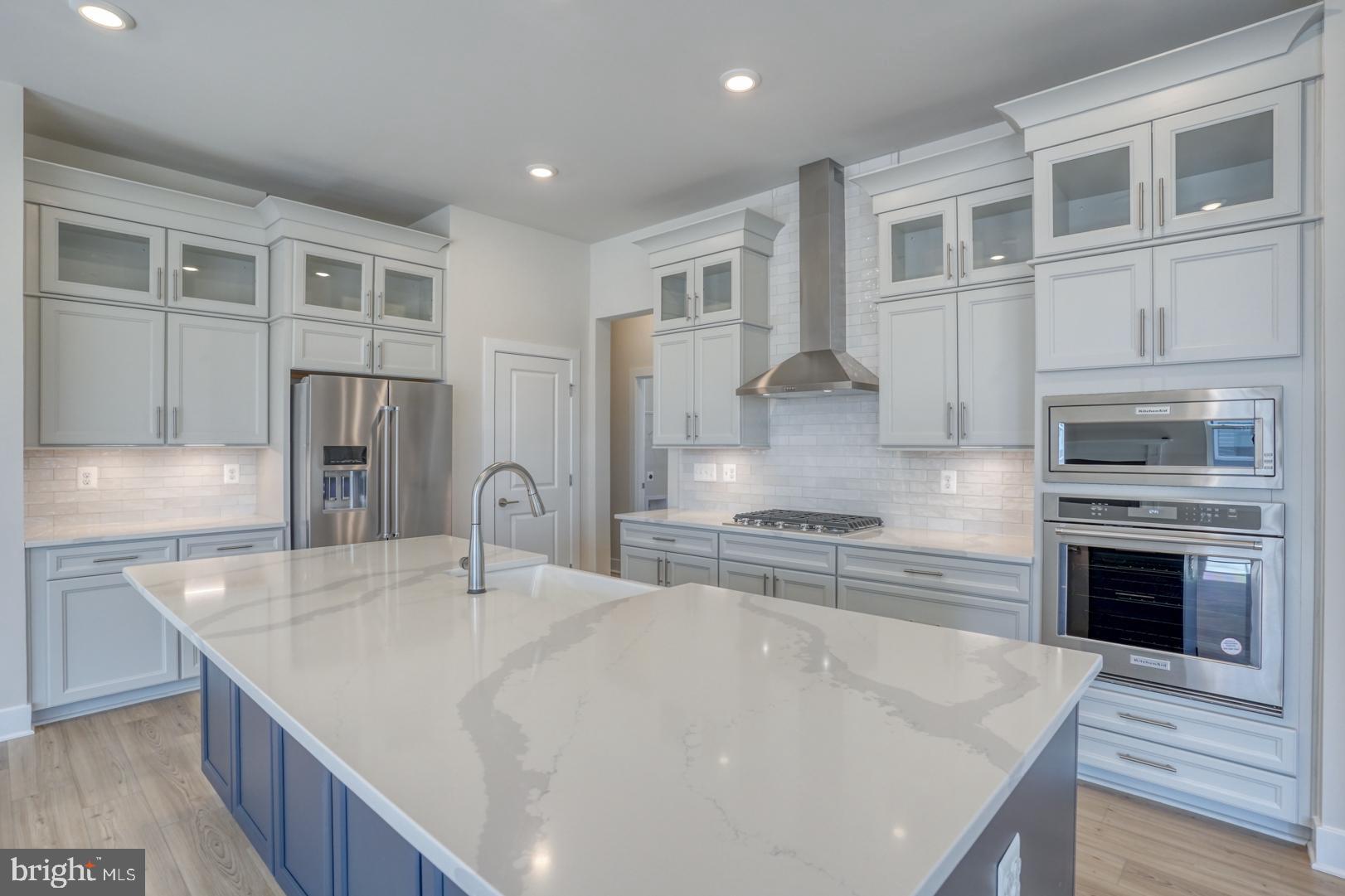 37018 RED CEDAR DRIVE