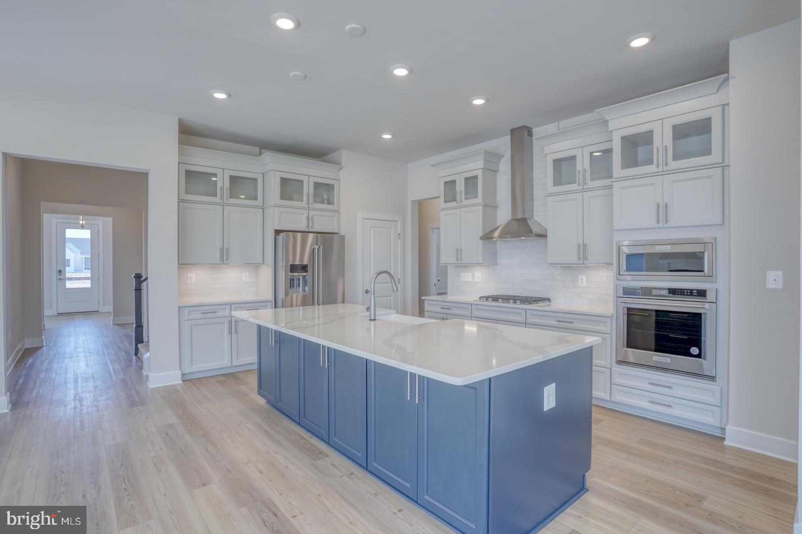 37018 RED CEDAR DRIVE