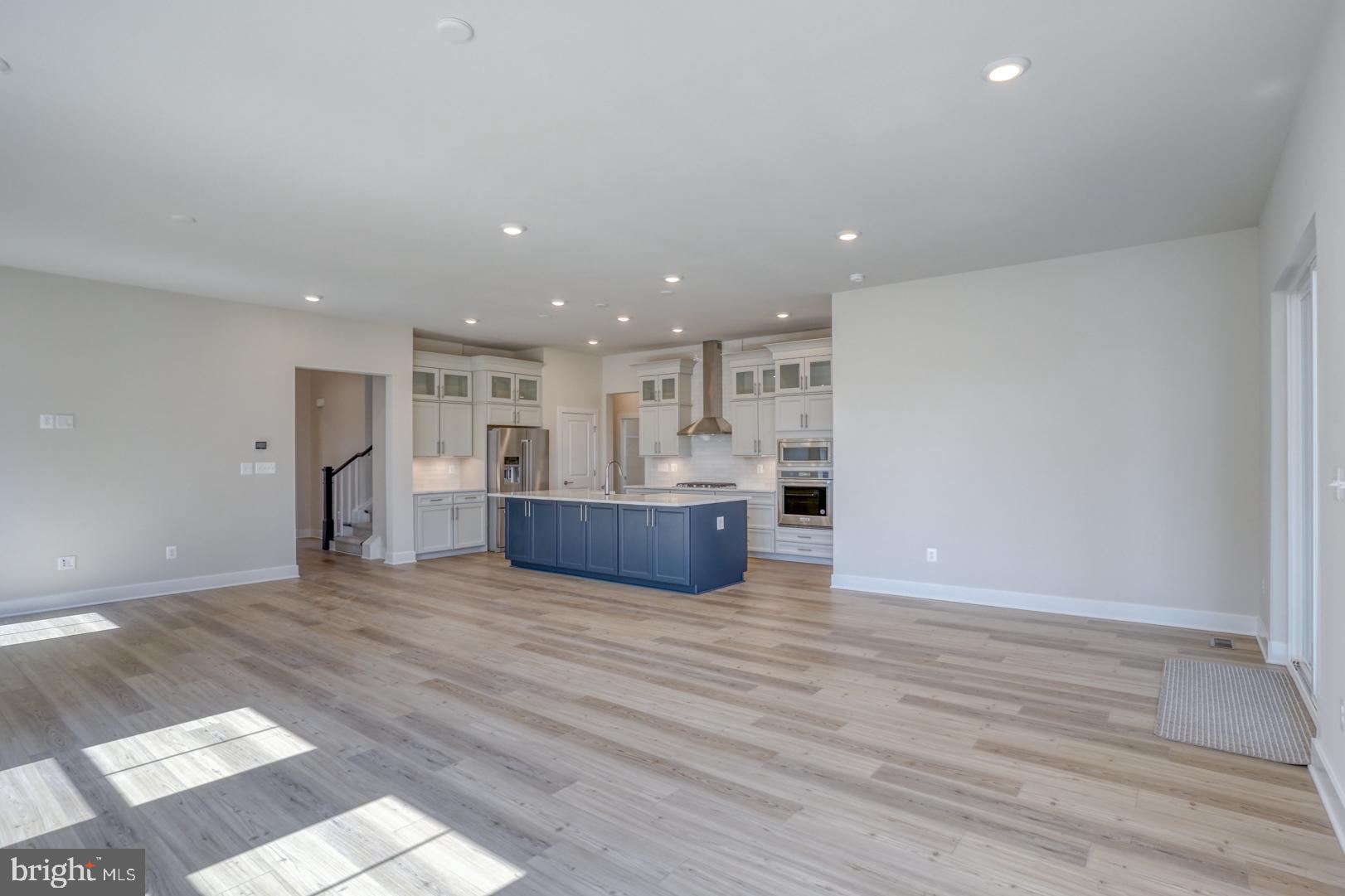 37018 RED CEDAR DRIVE