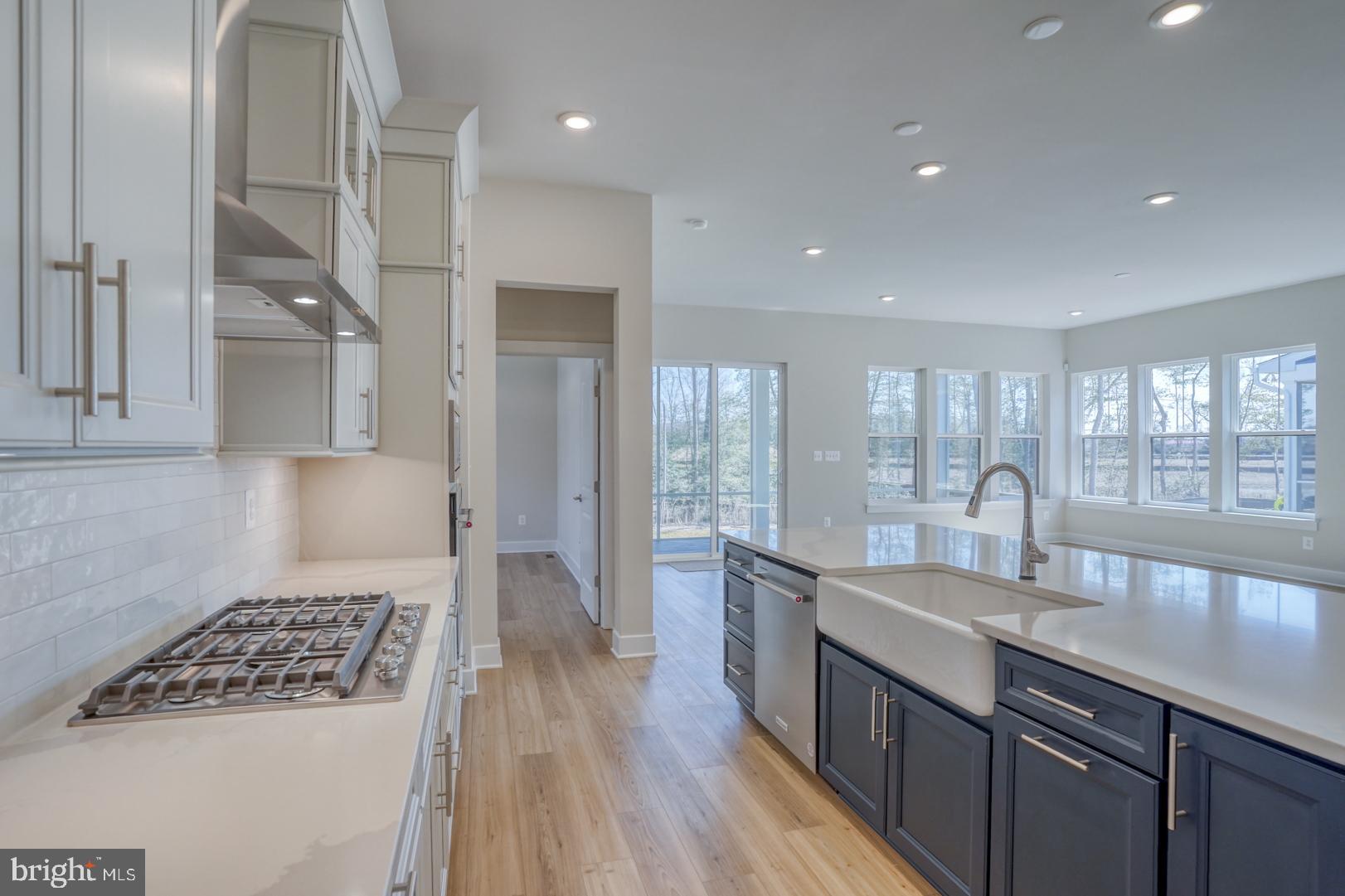 37018 RED CEDAR DRIVE