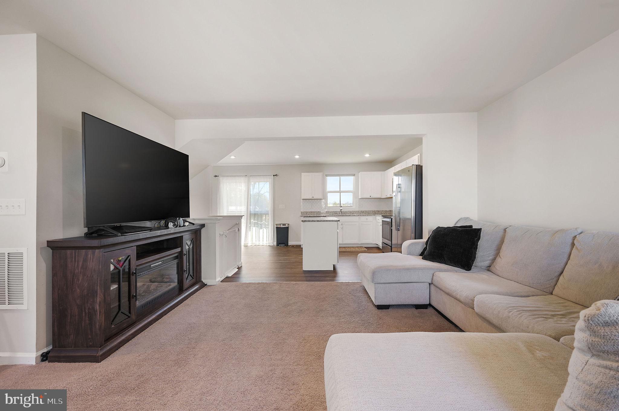 6338 PEBBLEBROOK DRIVE