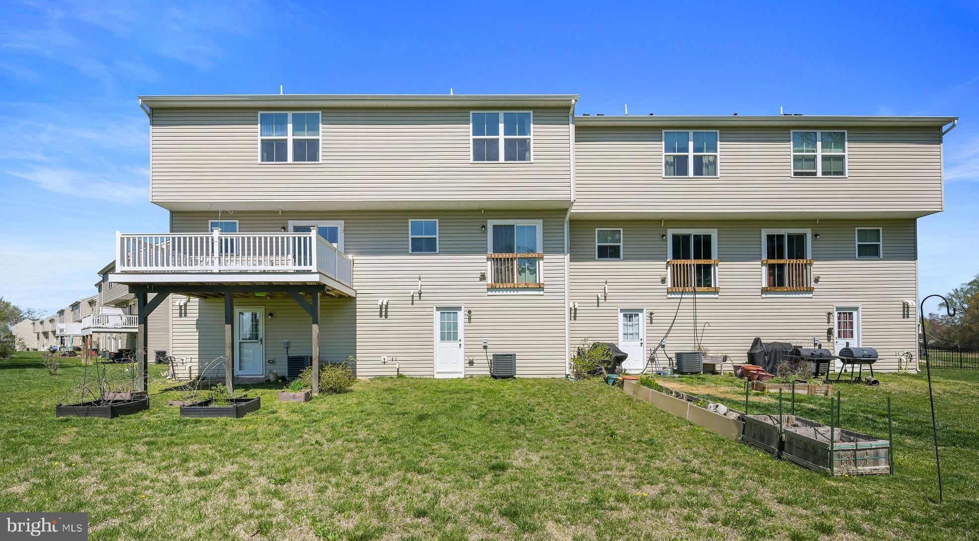 6338 PEBBLEBROOK DRIVE
