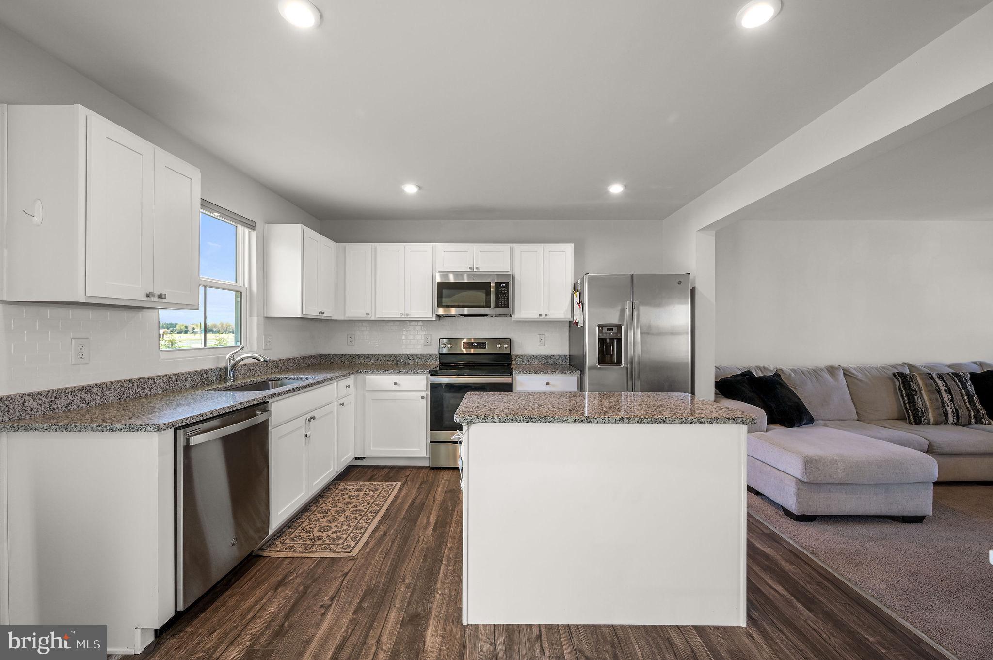 6338 PEBBLEBROOK DRIVE