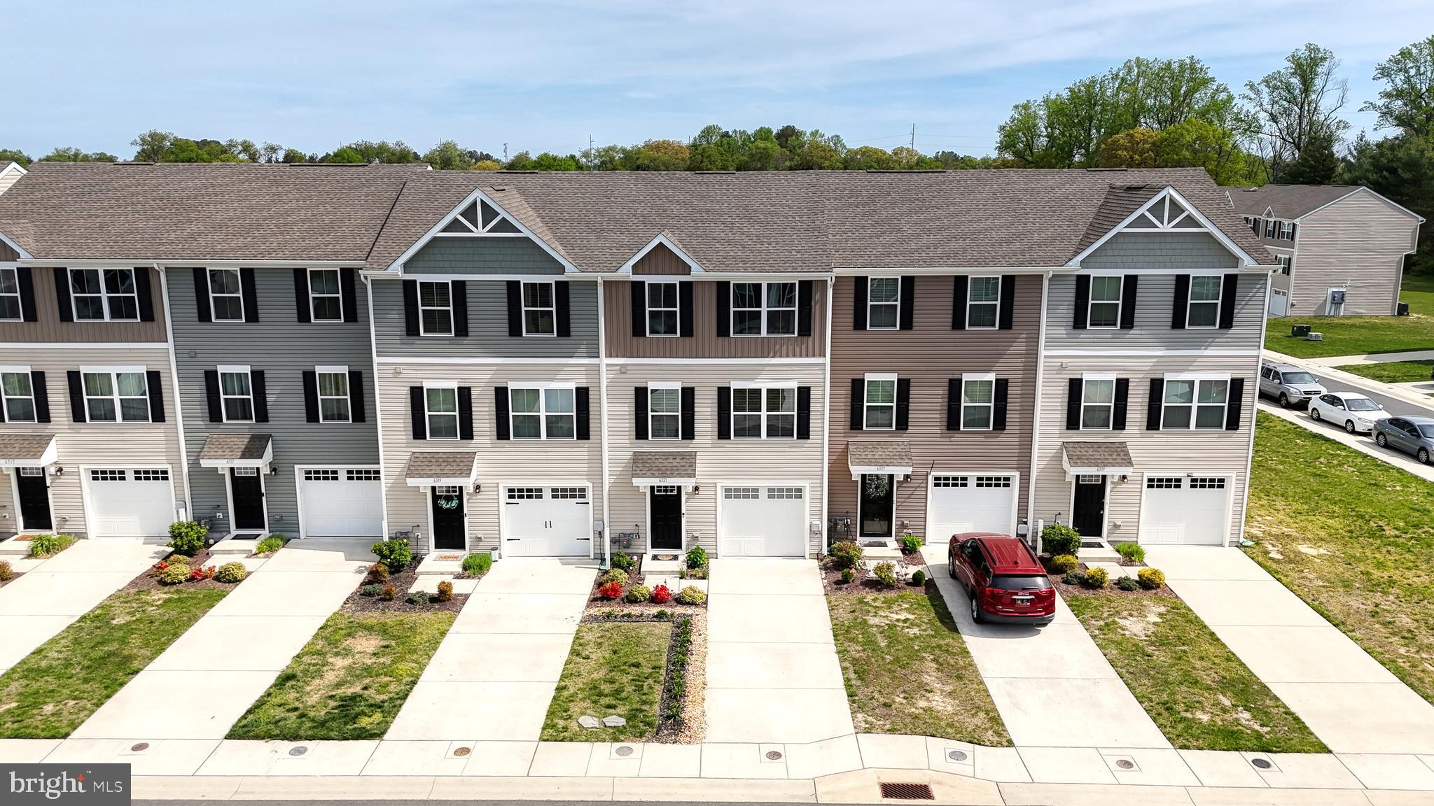 6321 PEBBLEBROOK DRIVE