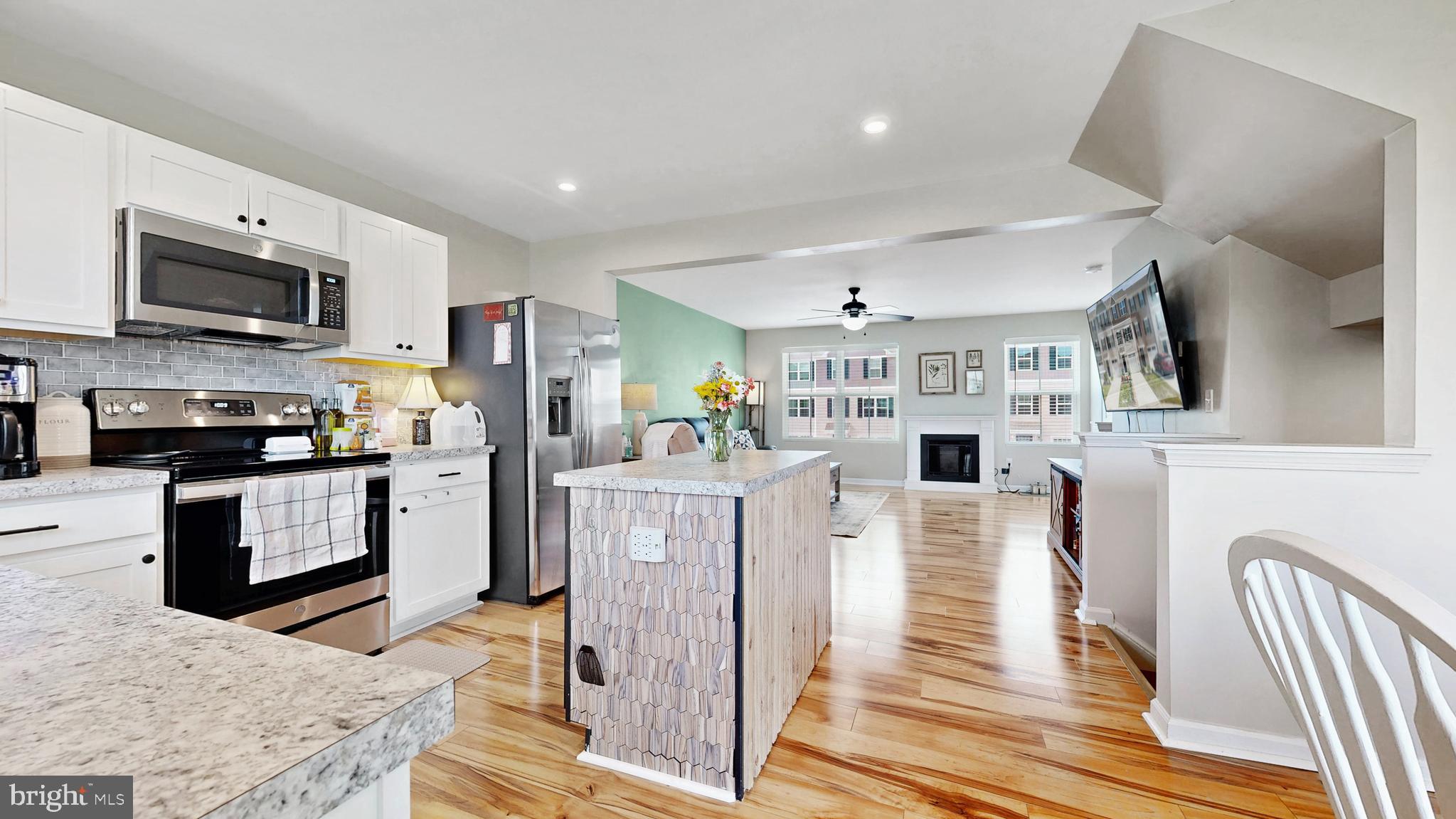 6321 PEBBLEBROOK DRIVE