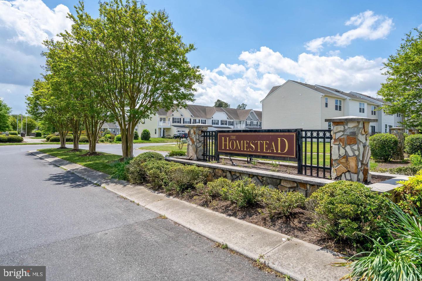 30101 PLANTATION DRIVE B5-1