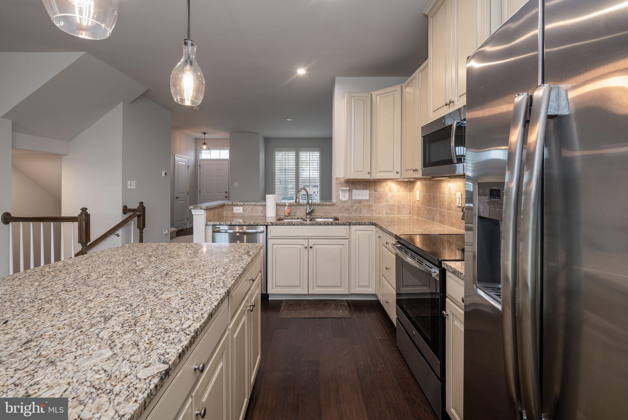 30101 PLANTATION DRIVE B5-1